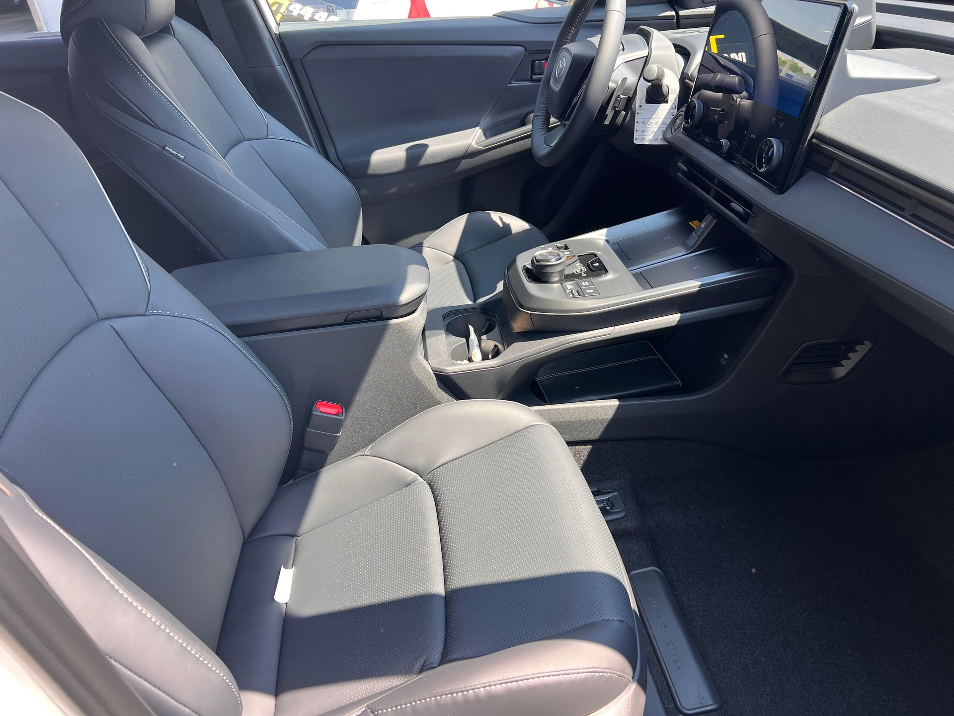 TOYOTA bZ4X Touring Premium AWD-image-12