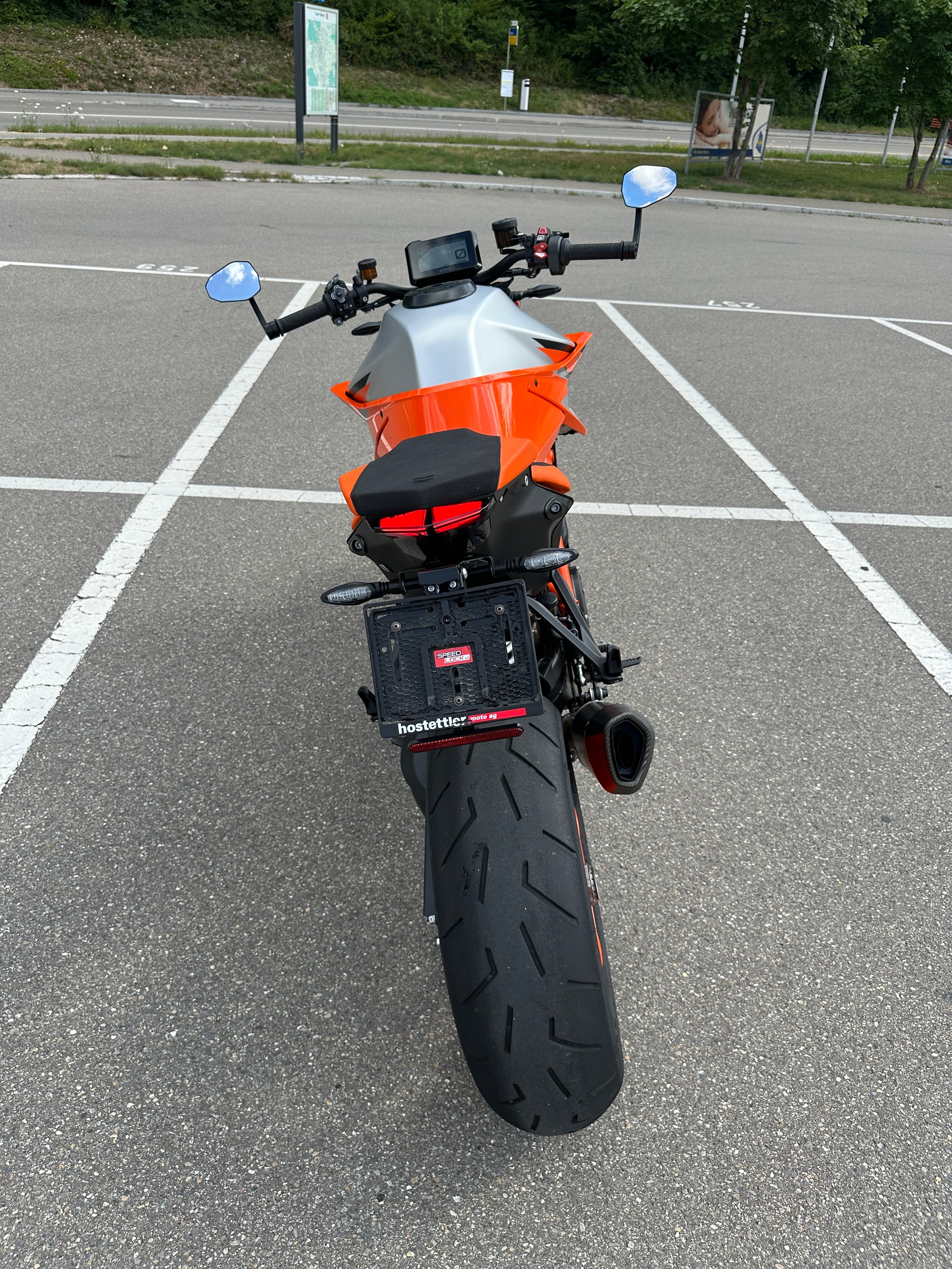 KTM 1290 Super Duke R EVO-image-3
