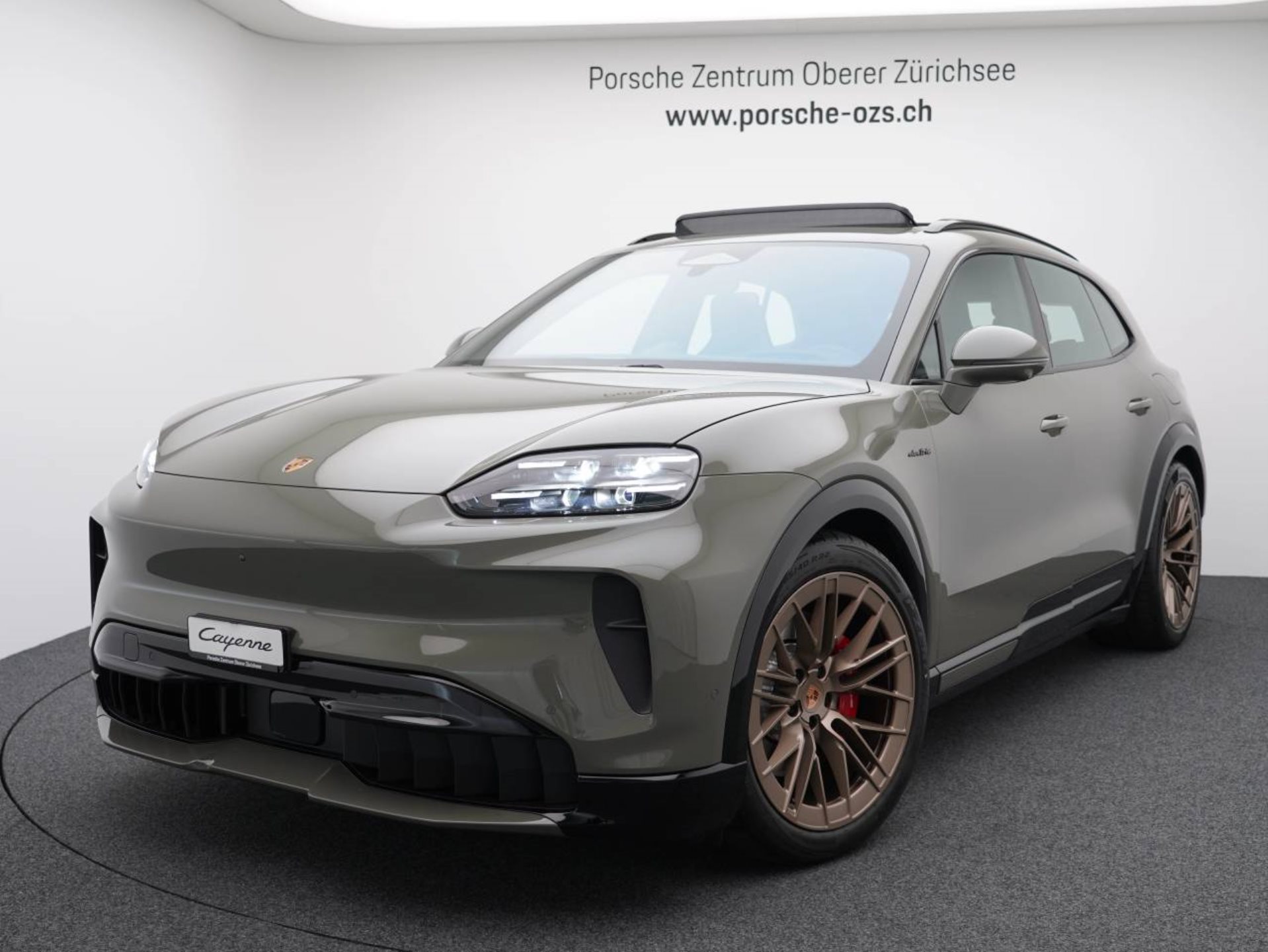 PORSCHE Cayenne S Electric