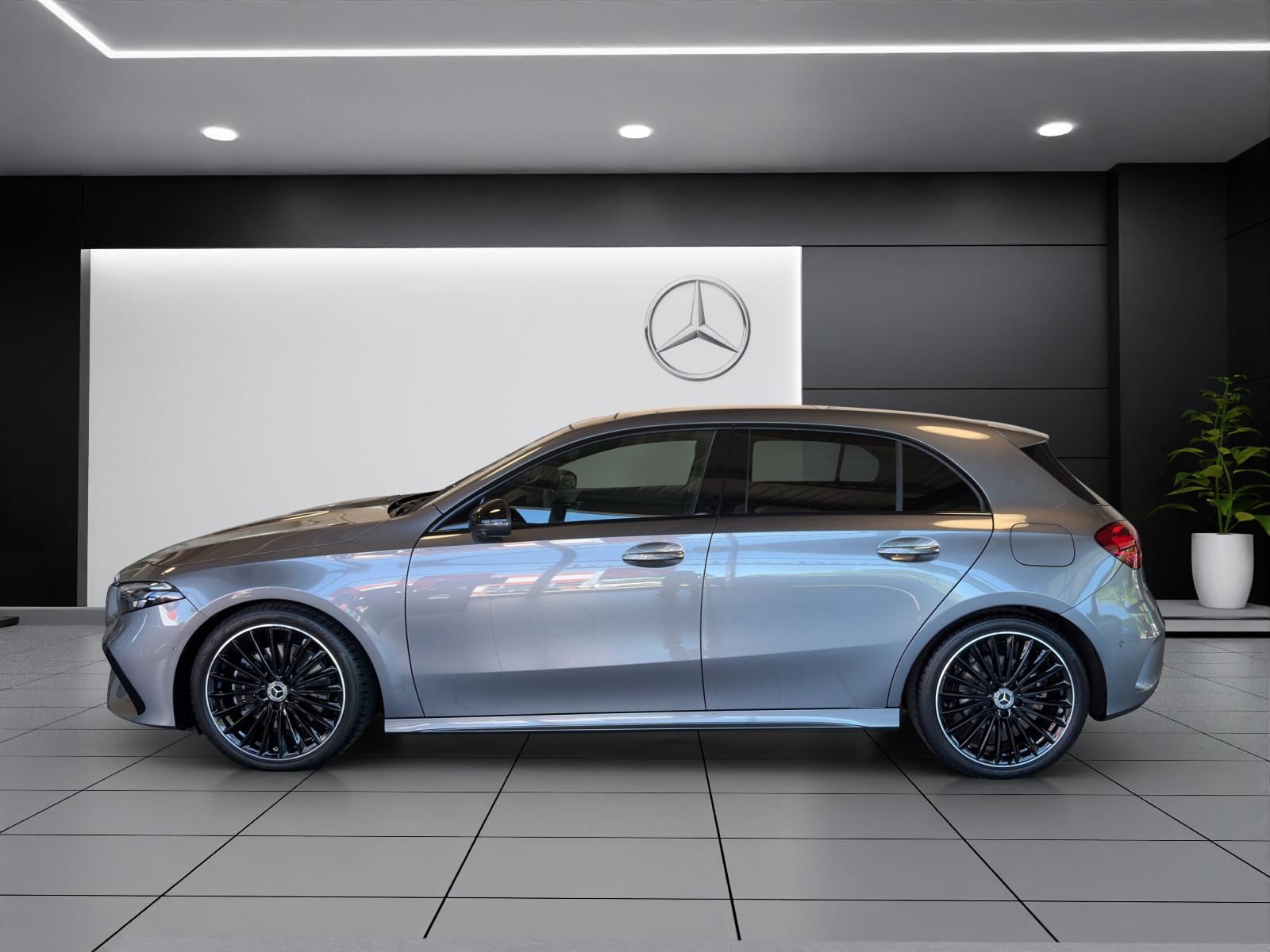 MERCEDES-BENZ A 220 4Matic 8G-DCT-showroom-element-2