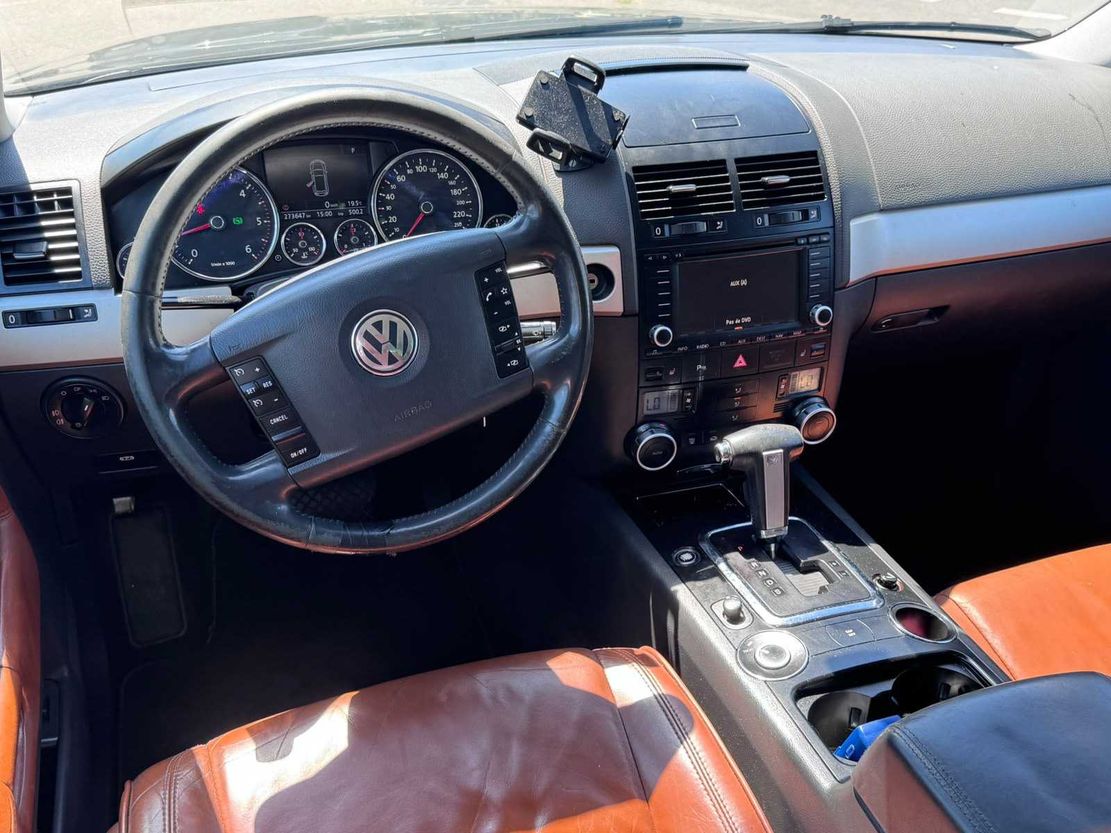 VW Touareg 3.0 TDI-image-8