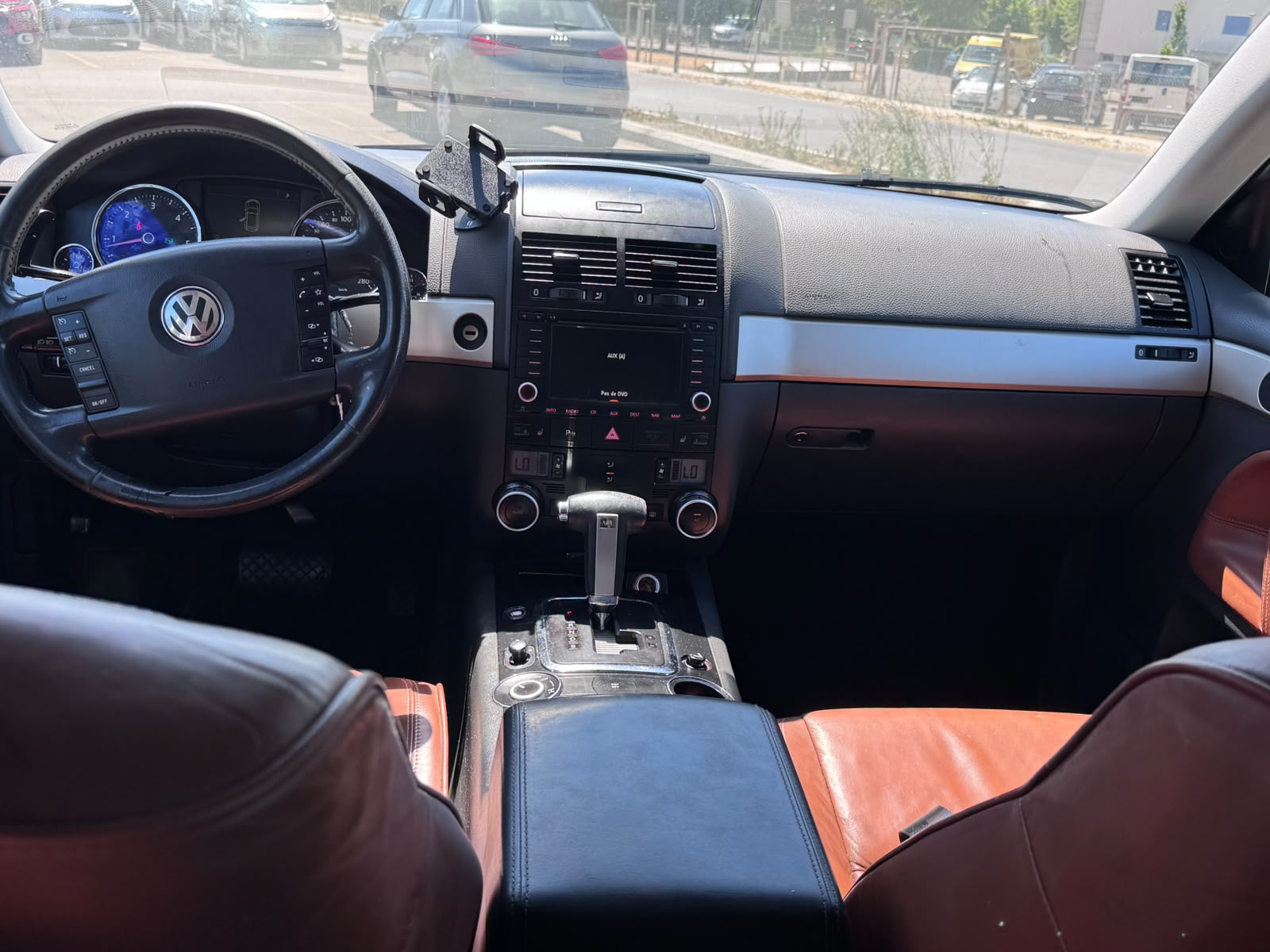 VW Touareg 3.0 TDI-image-7