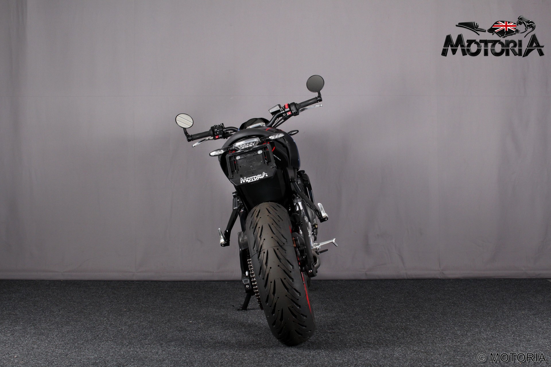 TRIUMPH Trident 660-image-3