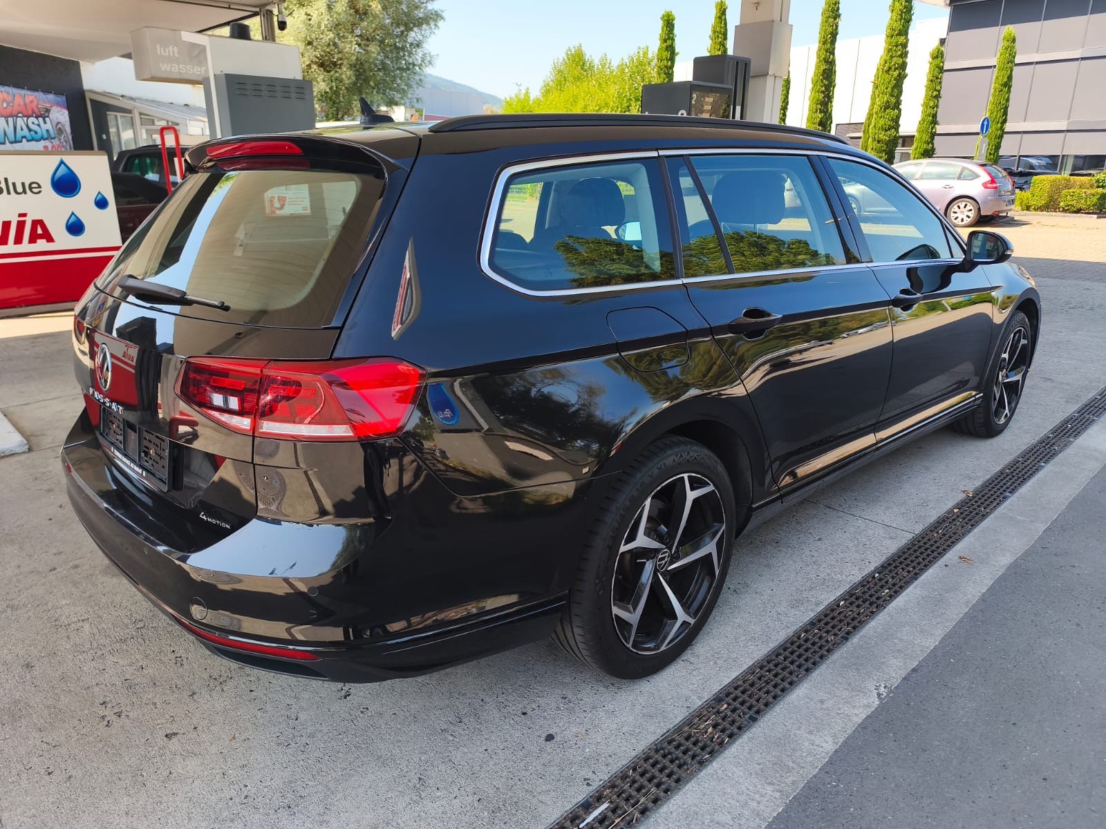 VW Passat 2.0 TDI BMT Elegance 4Motion DSG-showroom-element-2