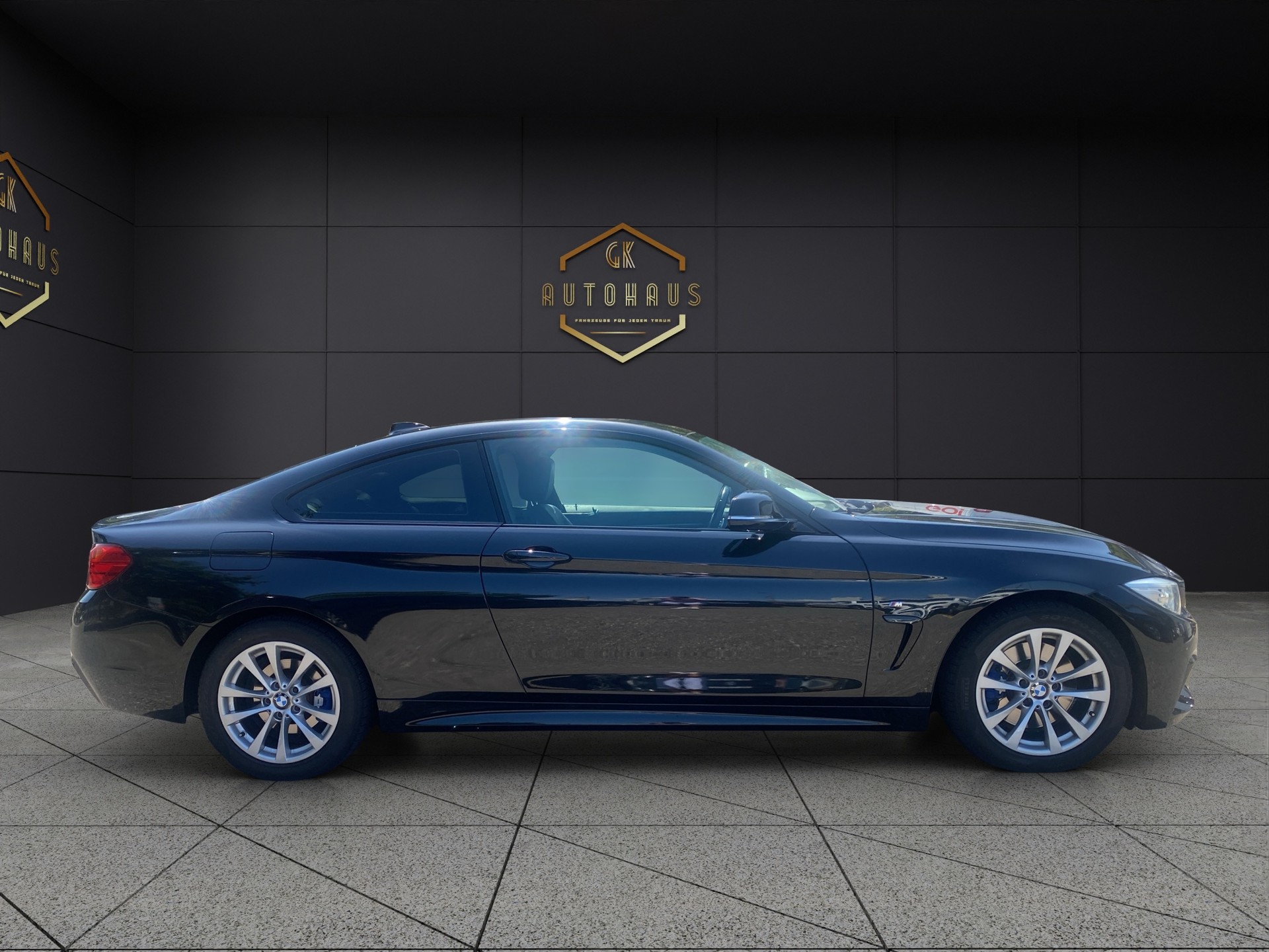 BMW 428i Coupé xDrive M-Sport Line Steptronic-image-5
