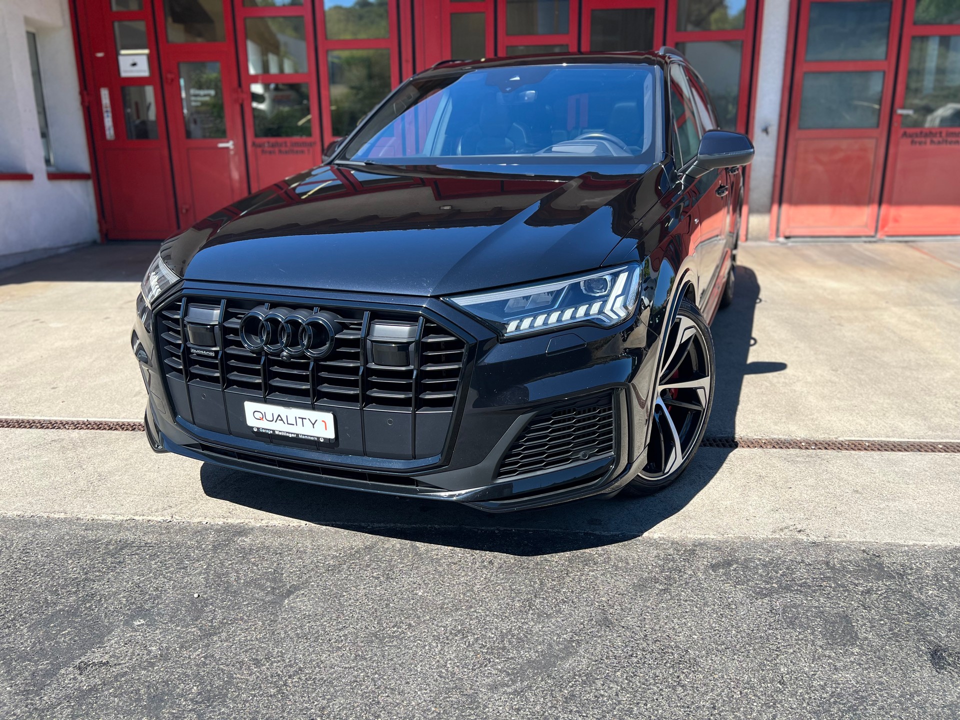 AUDI Q7 60 TFSI e quattro PHEV S line tiptronic