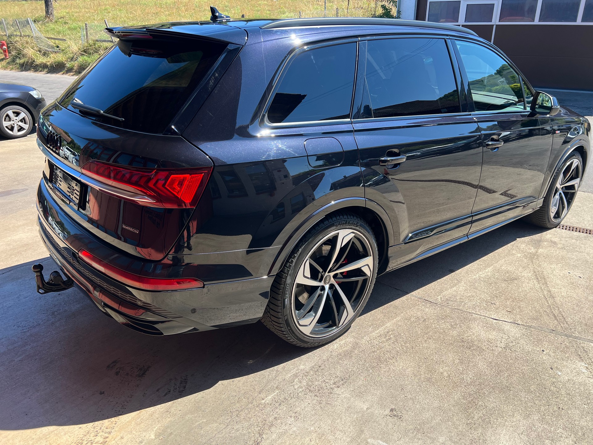 AUDI Q7 60 TFSI e quattro PHEV S line tiptronic-image-6