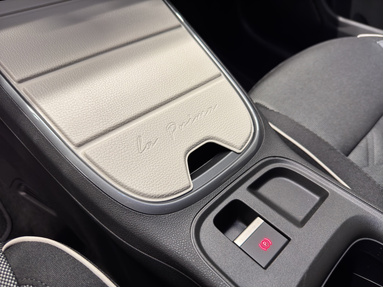 FIAT 600 1.2 Hybrid 145 La Prima-image-15