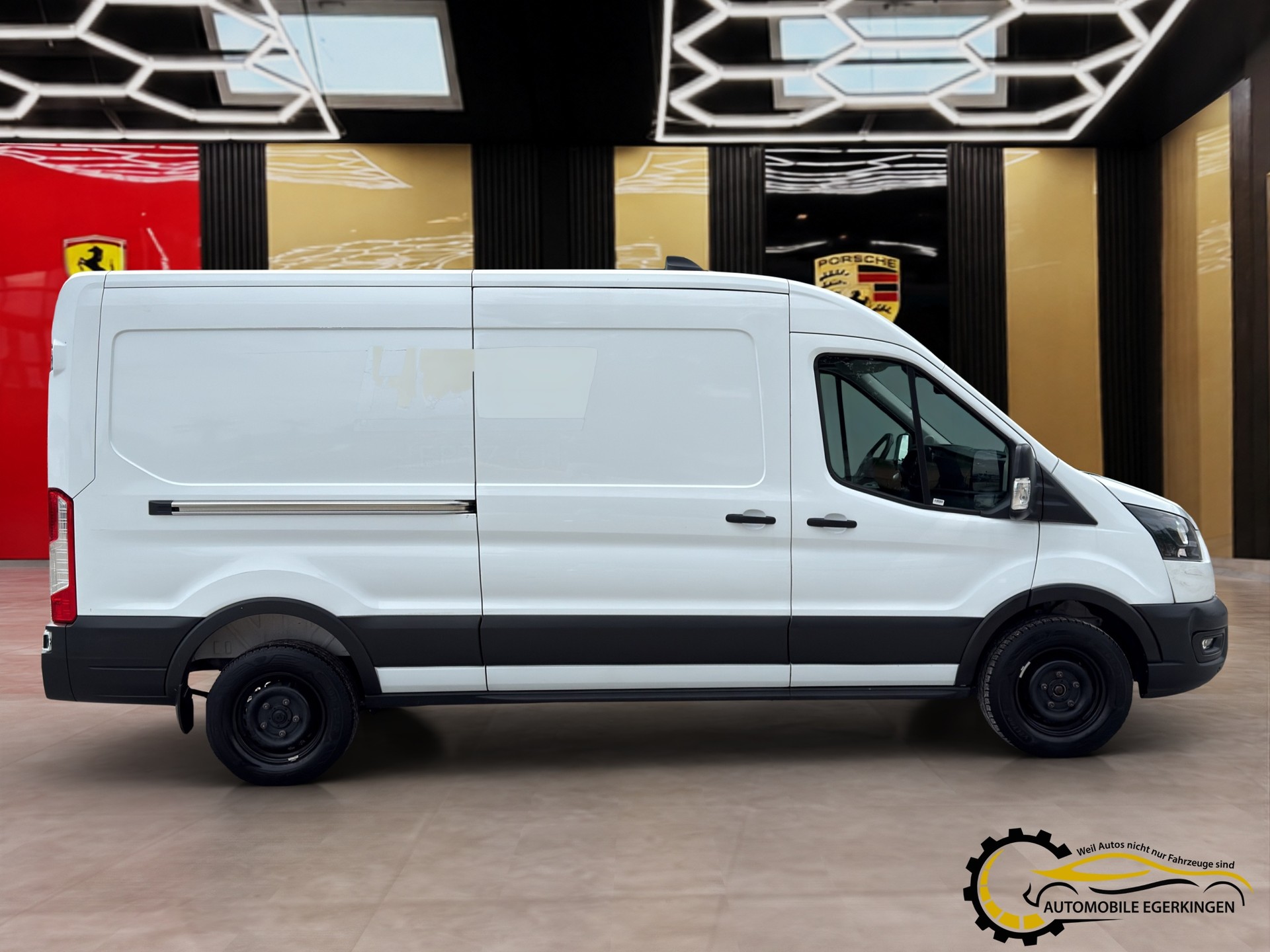 FORD Transit Van 350 L3 Trend 2.0 TDCi 130 FWD A-showroom-element-3
