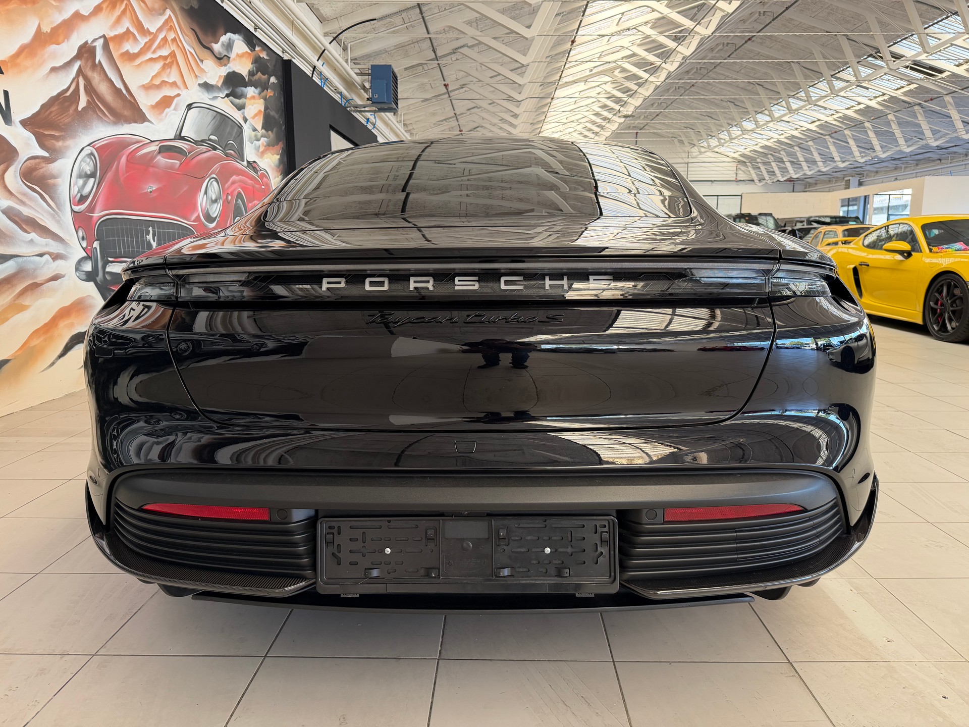 PORSCHE Taycan Turbo S-image-5