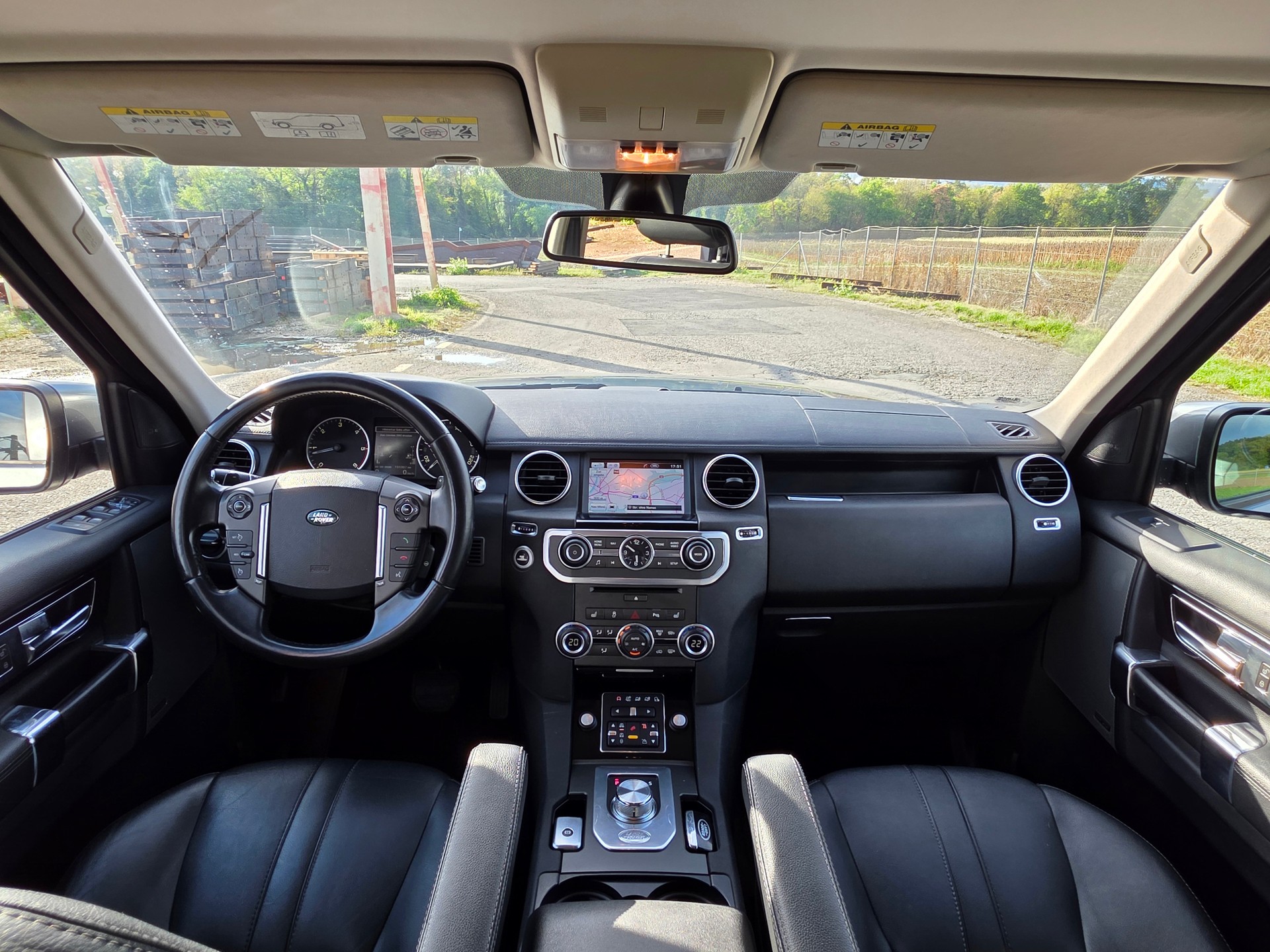 LAND ROVER Discovery 3.0 SDV6 HSE Automatic / Neu ab Mfk-image-12