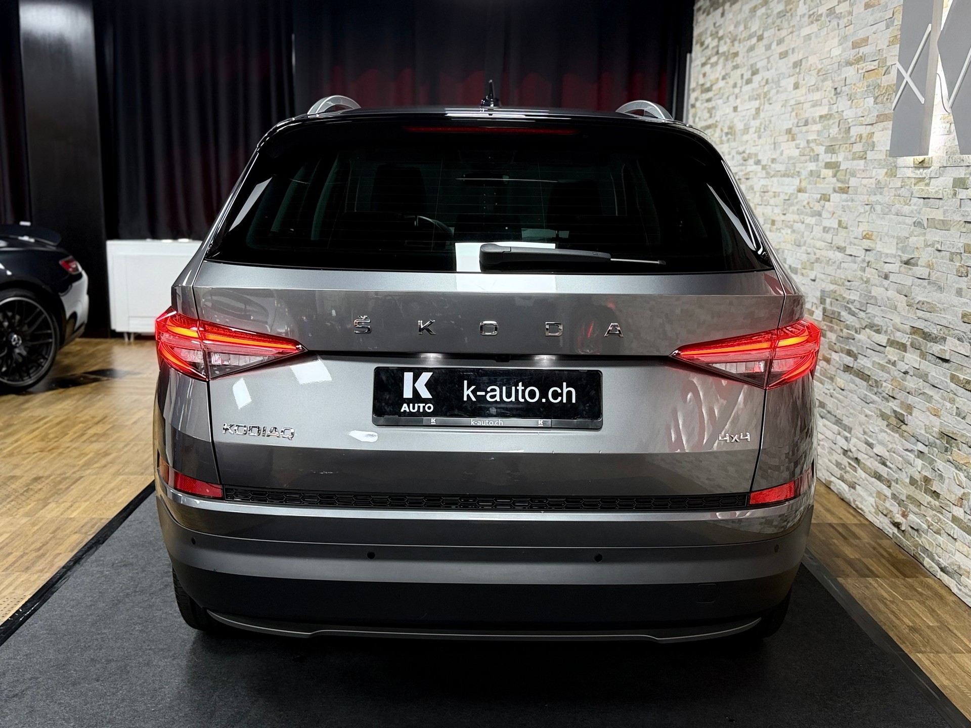 SKODA Kodiaq 2.0 TDI CR Style 4x4 DSG-showroom-element-3