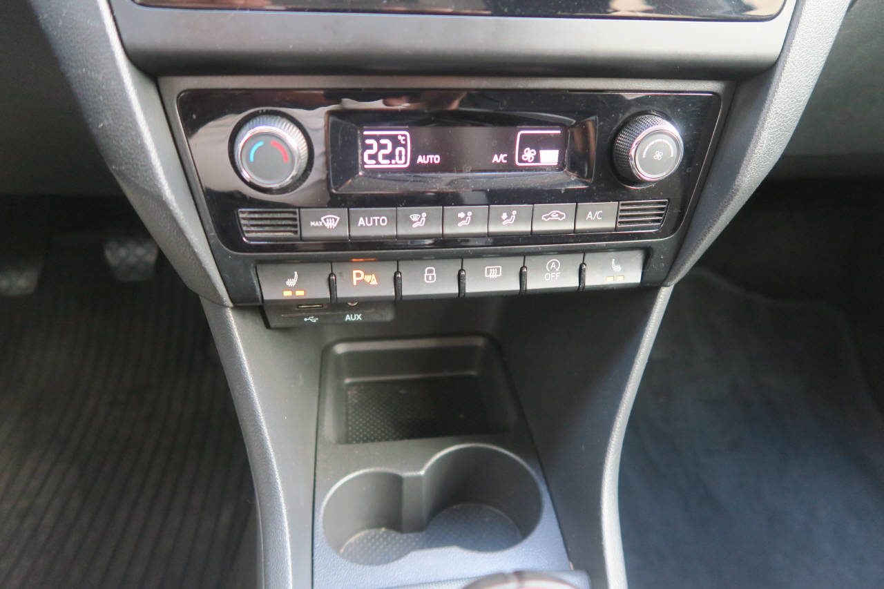 SKODA Rapid Spaceback 1.0 TSI Ambition-image-11