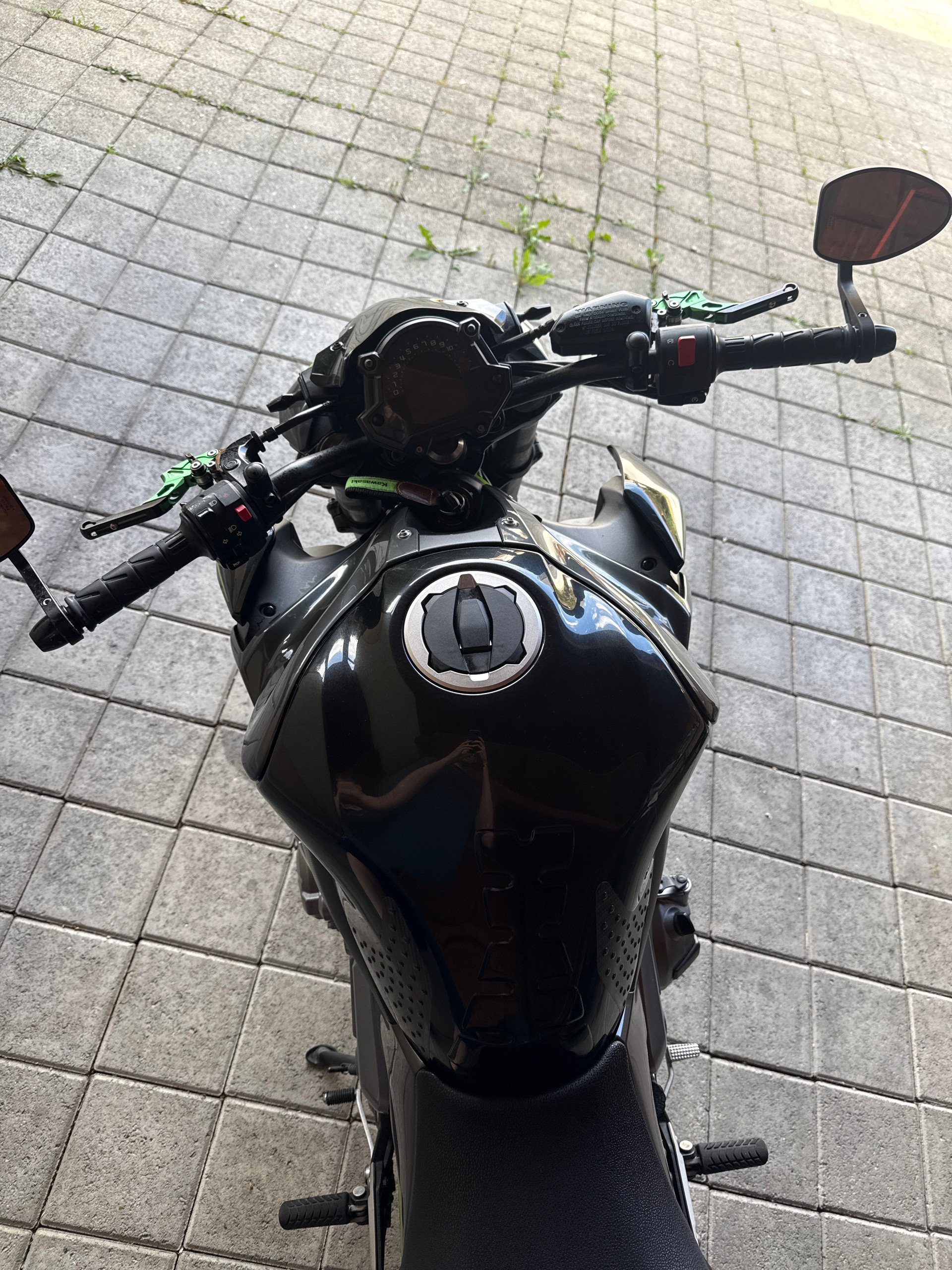 KAWASAKI Z 900-image-6