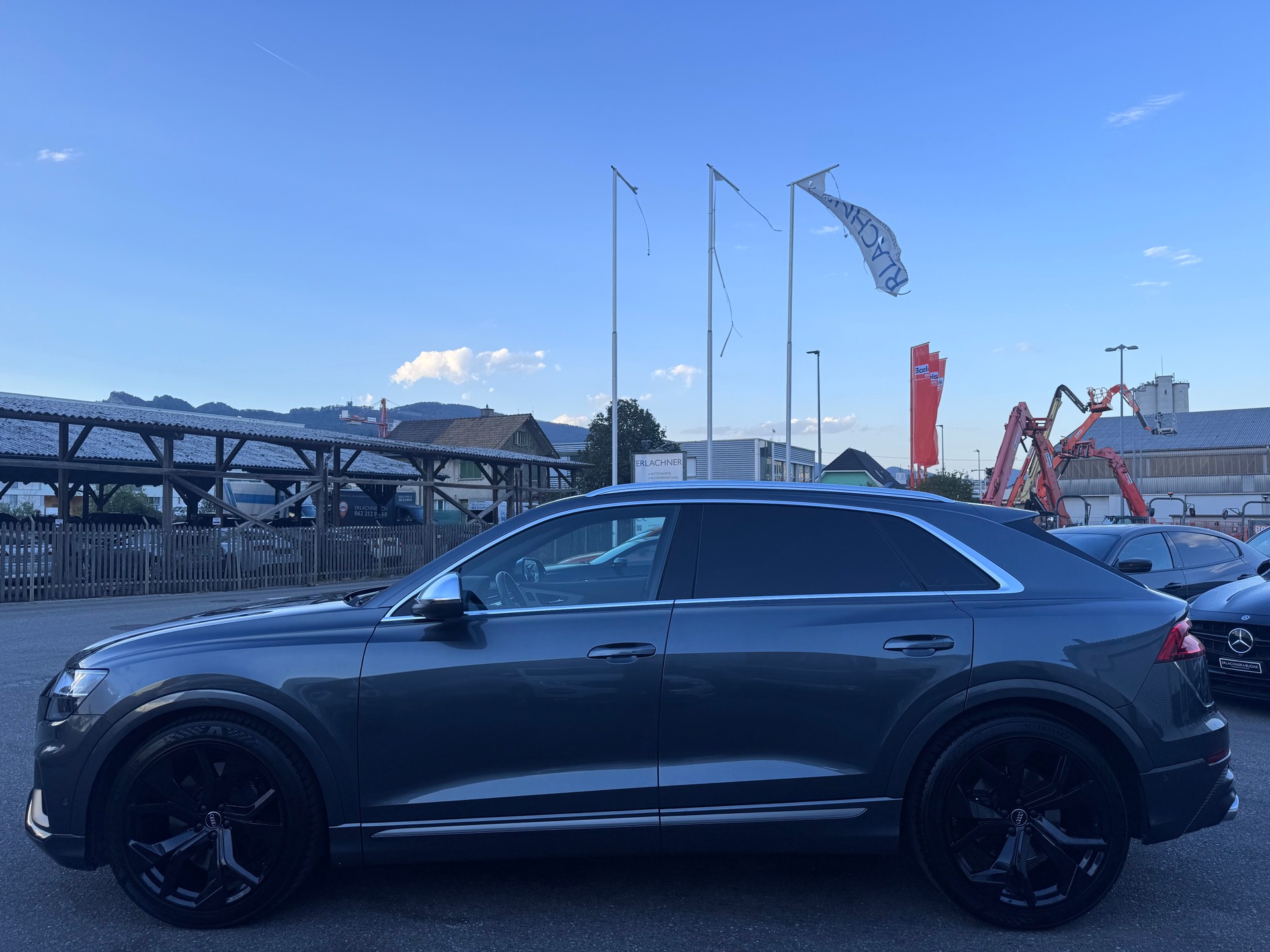 AUDI SQ8 TFSI quattro tiptronic-showroom-element-2