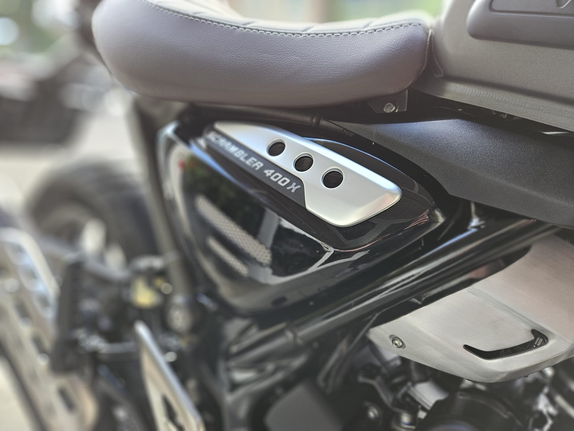 TRIUMPH Scrambler 400 X-image-9