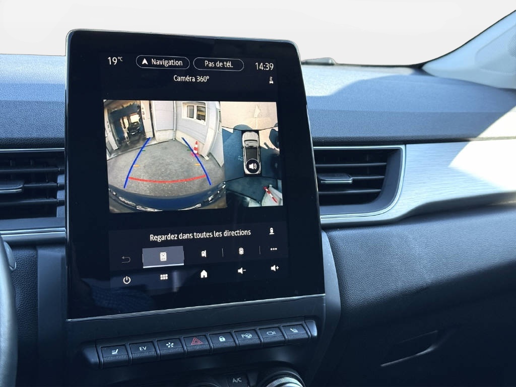 RENAULT Captur 1.6 E-Tech Plug-in Intens-image-11