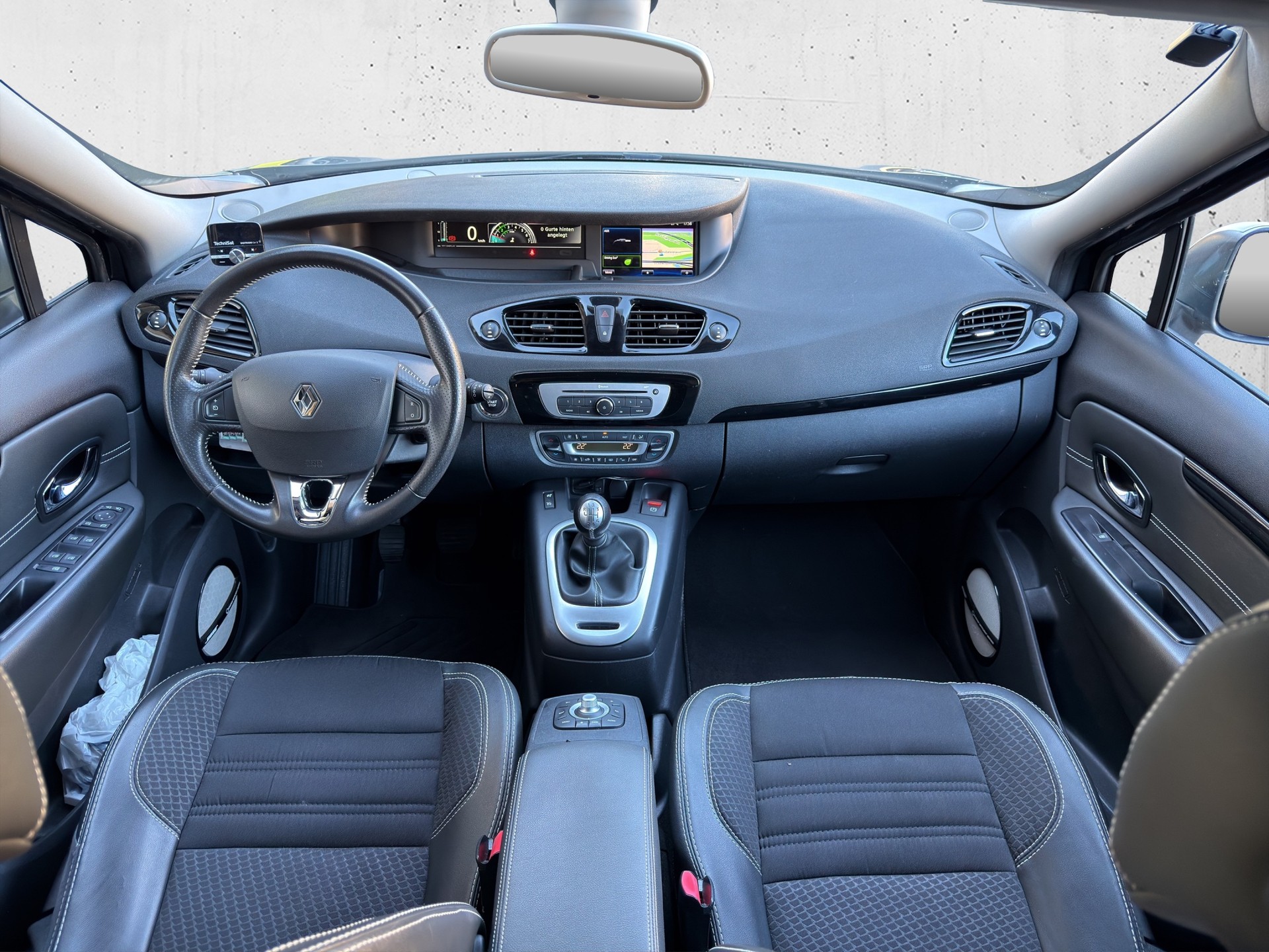 RENAULT Grand Scénic-image-6