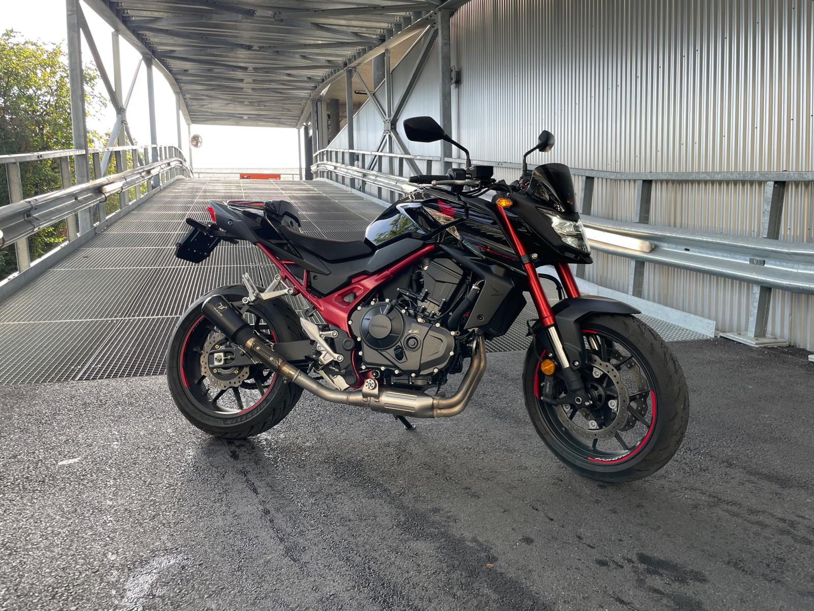 HONDA CB 750 Hornet-image-0