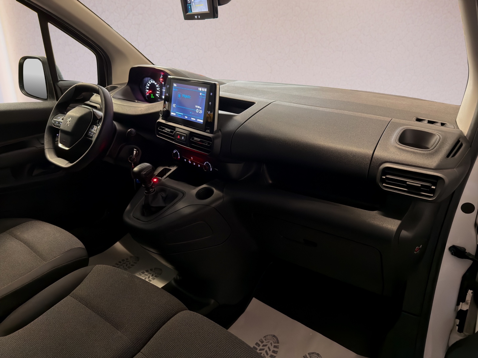 PEUGEOT Partner 1.5 Blue HDi s/s Asphalt 1000kg-image-10
