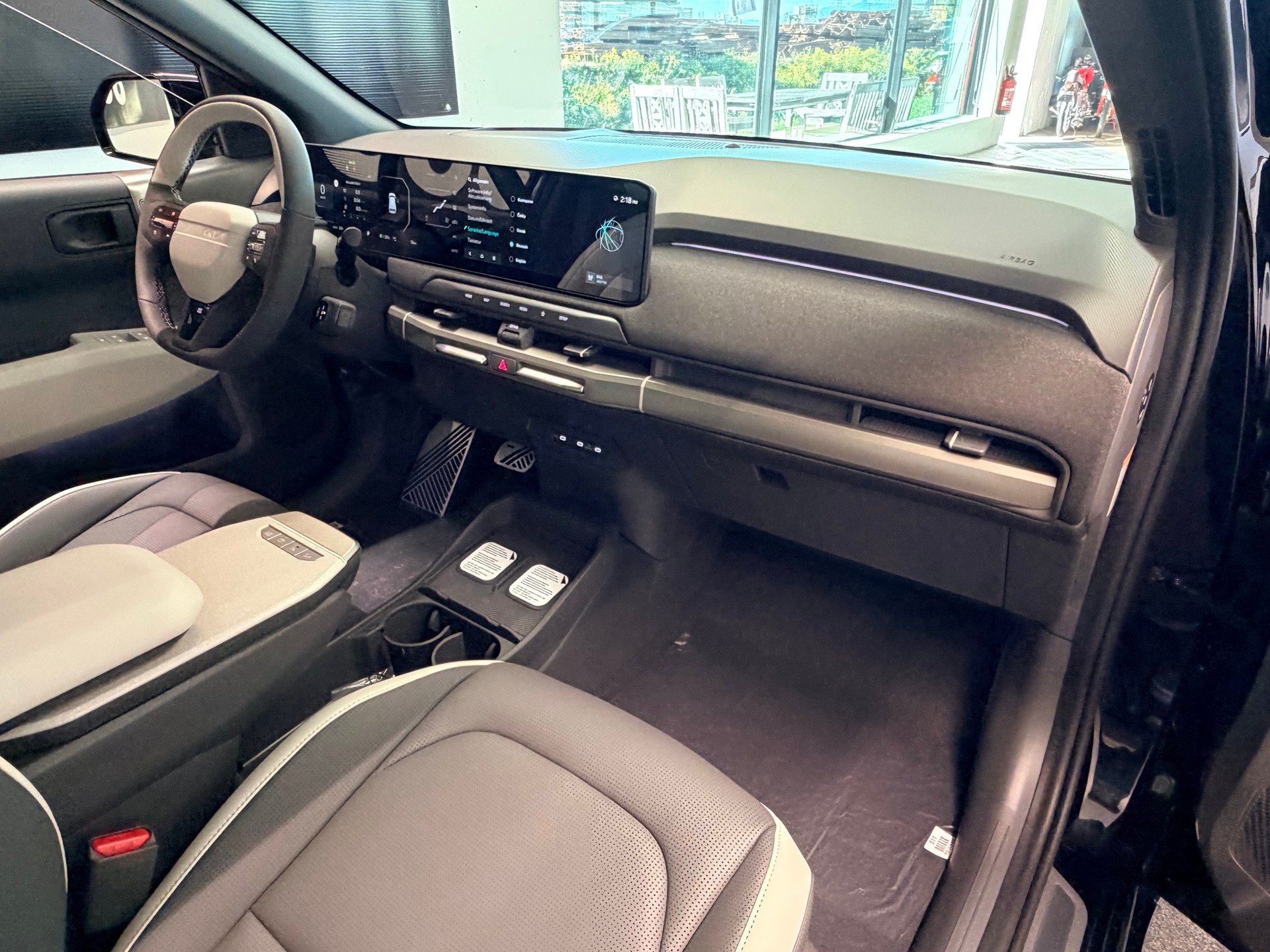 KIA EV3 81,4 kWh GT Line 4x4-image-23