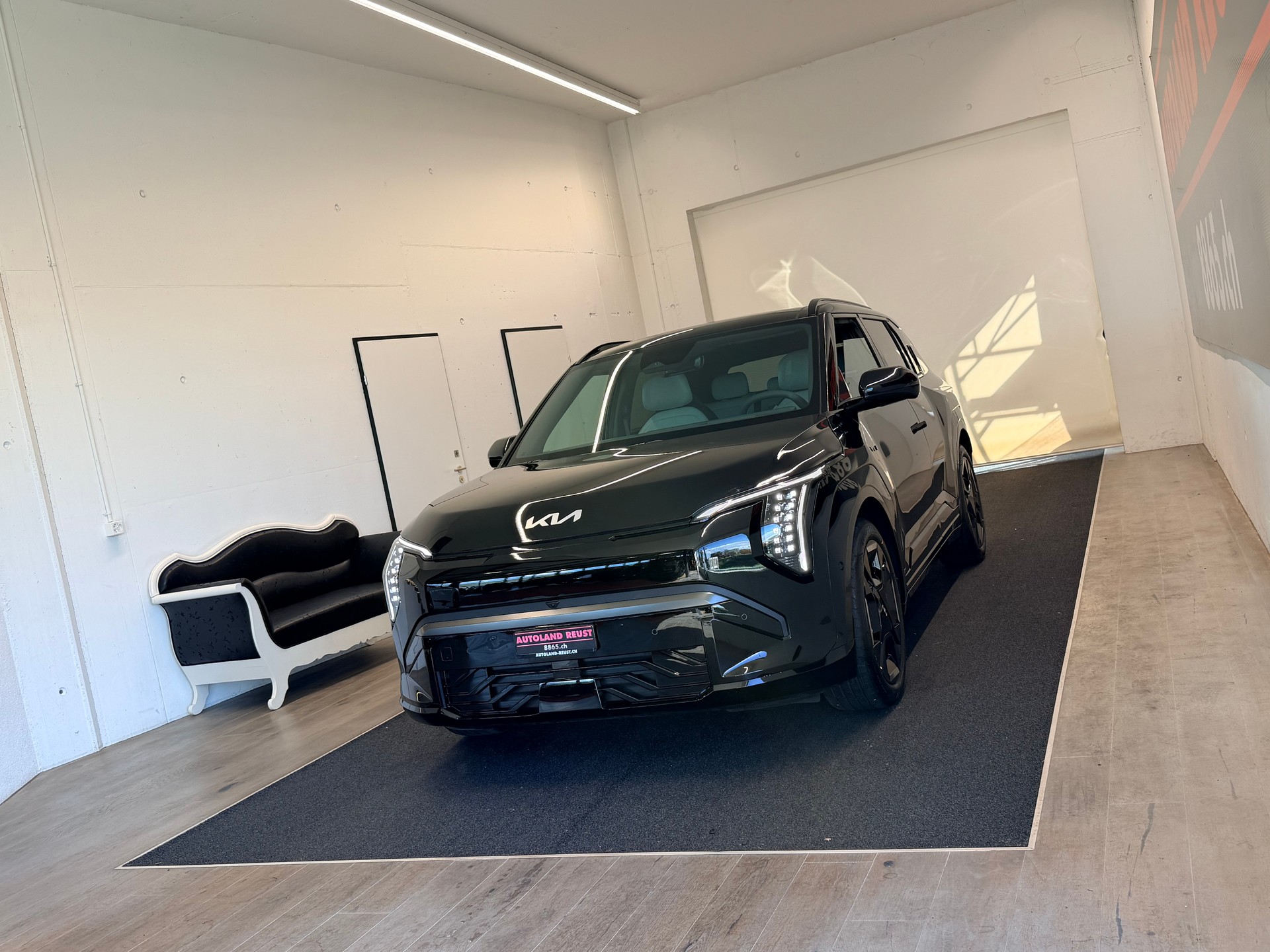 KIA EV3 81,4 kWh GT Line 4x4-showroom-element-2