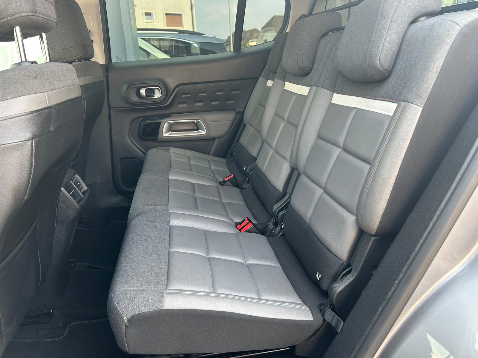 CITROEN C5 Aircross 1.5 BlueHD Shine EAT8-image-11