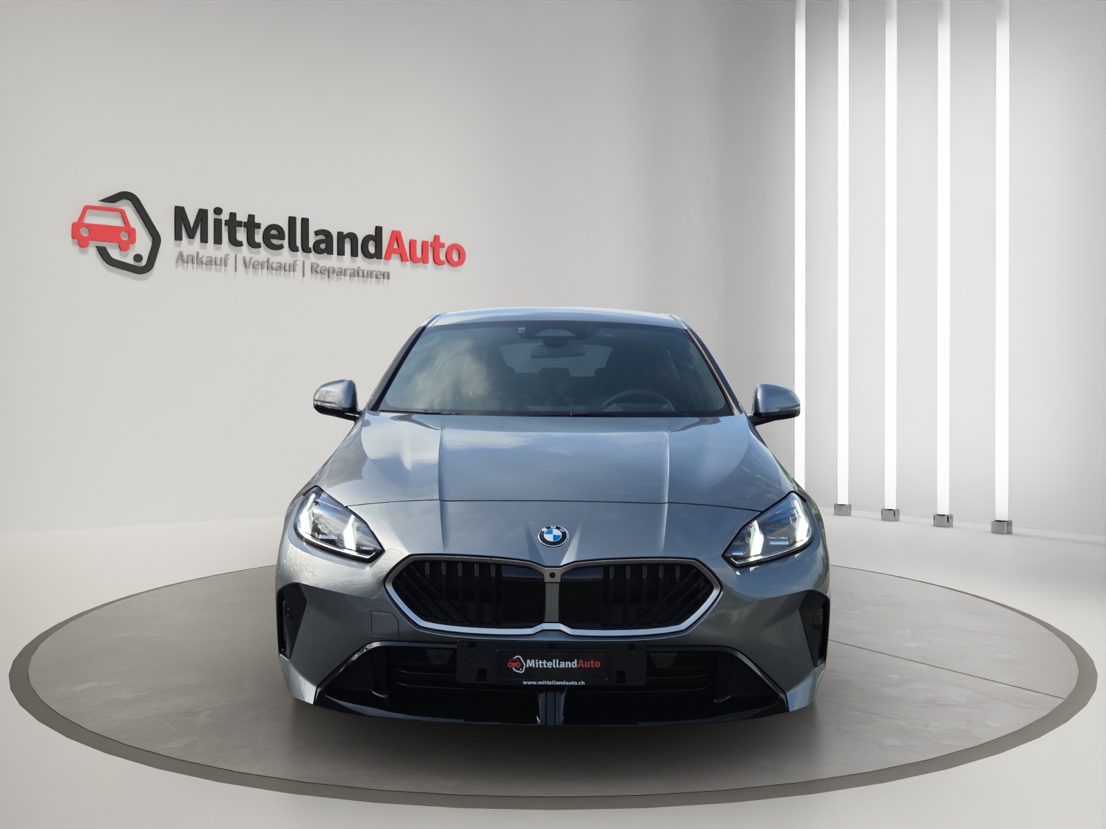 BMW 118d Steptronic M Sport-showroom-element-1