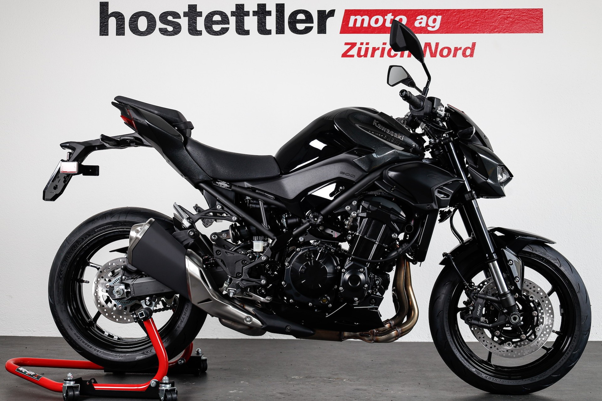KAWASAKI Z900-showroom-element-1