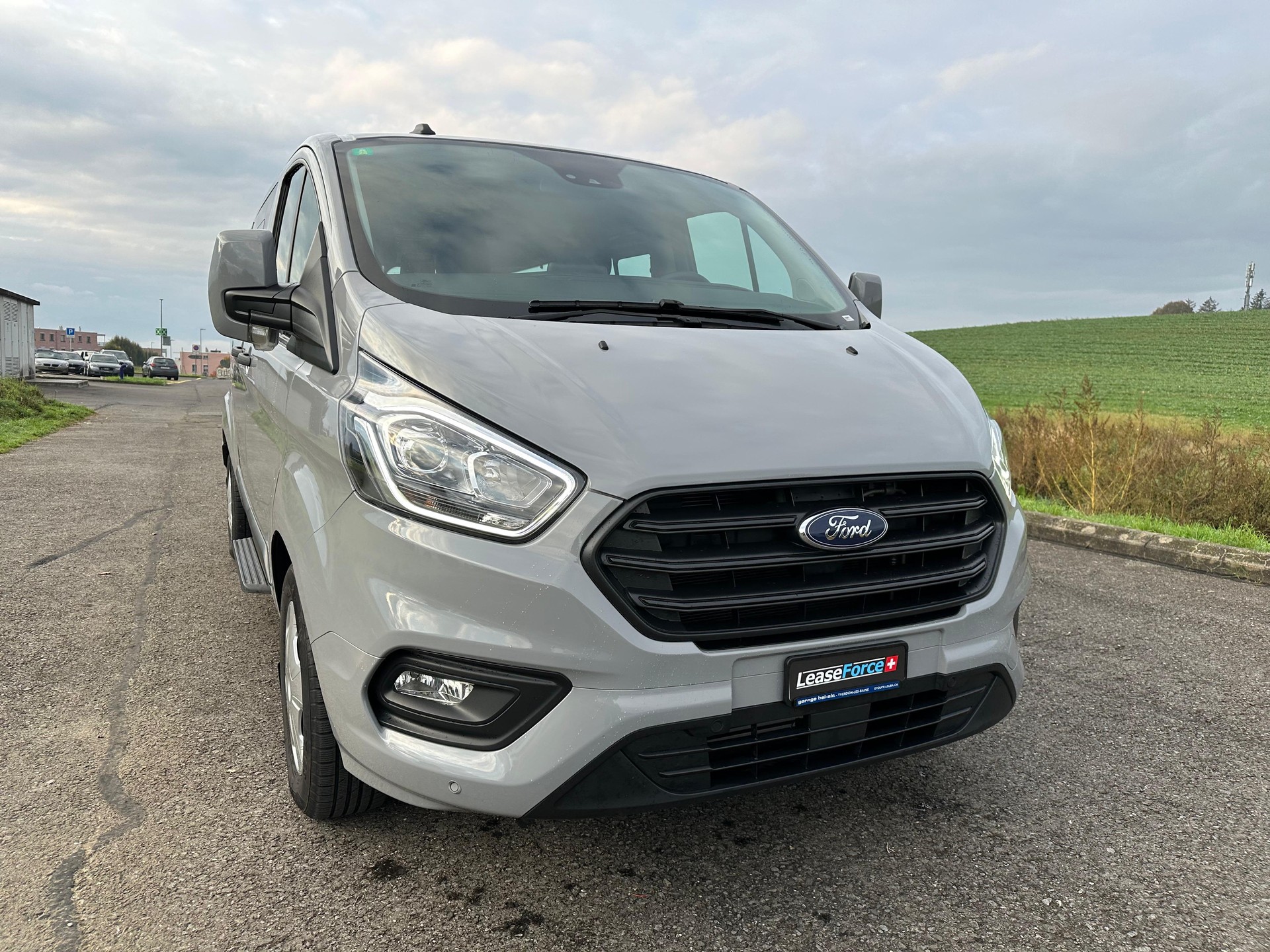 FORD Transit Custom 340 L2H1 Trend A-image-15