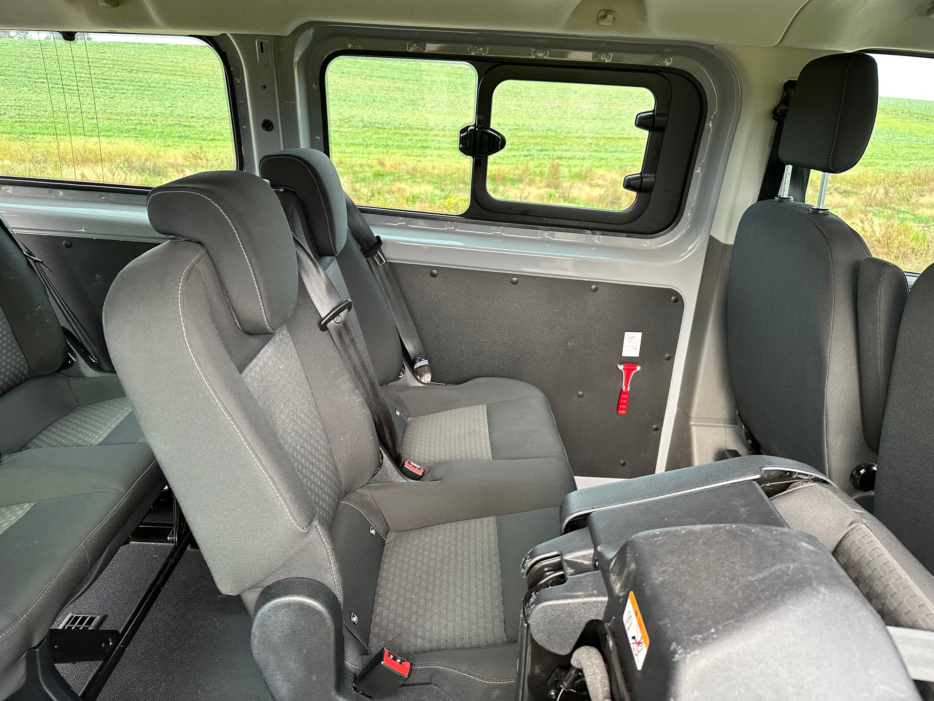 FORD Transit Custom 340 L2H1 Trend A-image-28