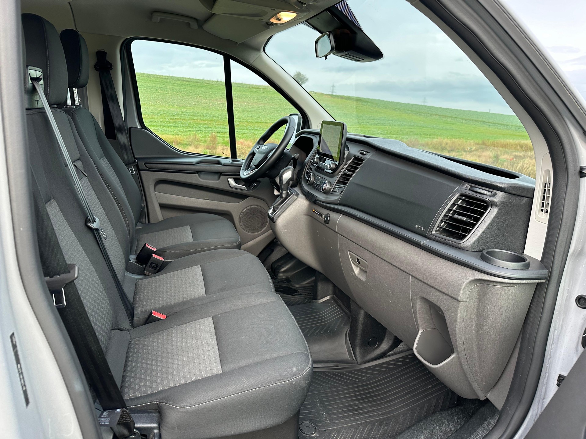 FORD Transit Custom 340 L2H1 Trend A-image-22