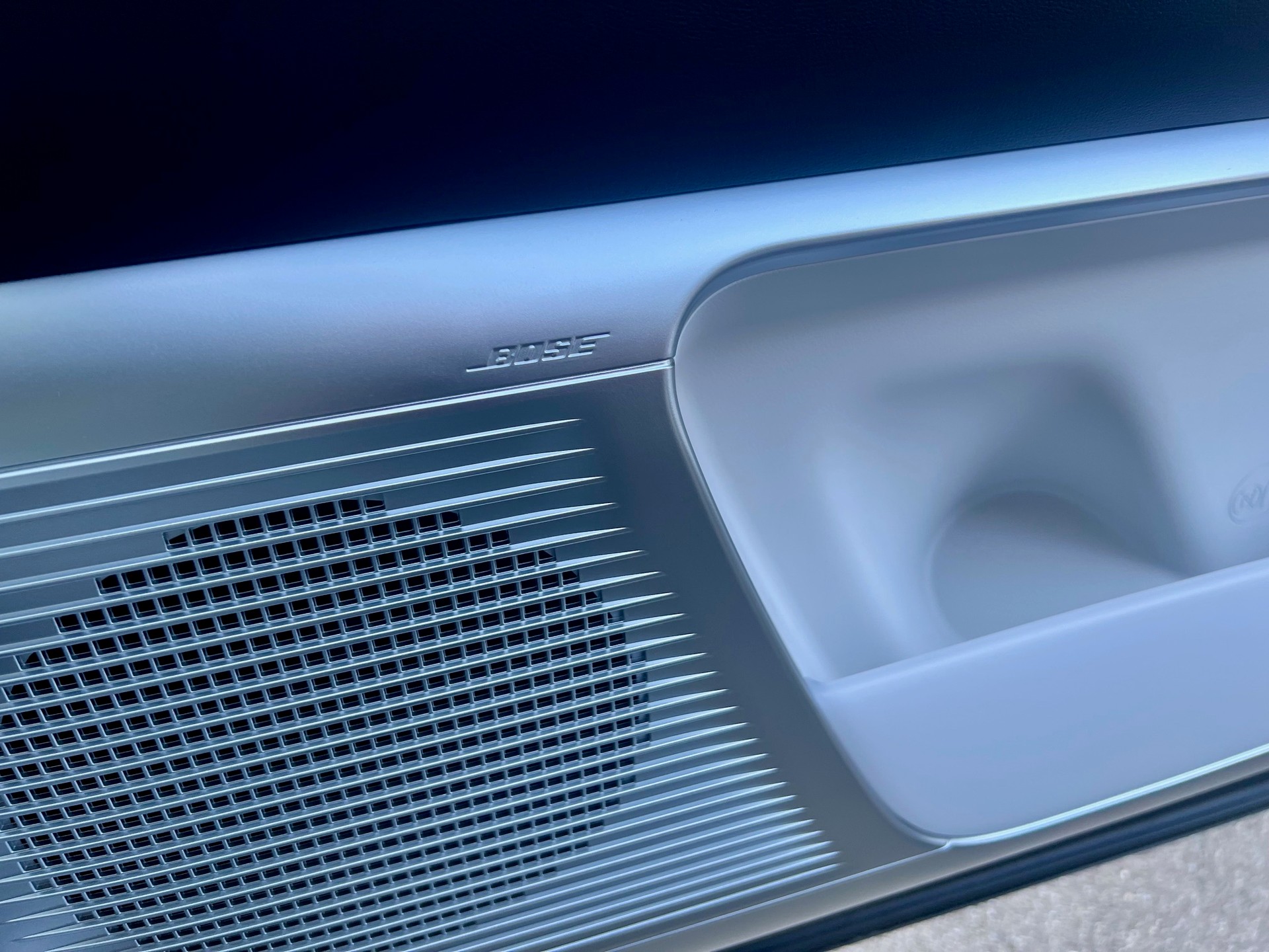 HYUNDAI Ioniq 9 110kWh Vertex Caligraphy 4WD Performance-image-9