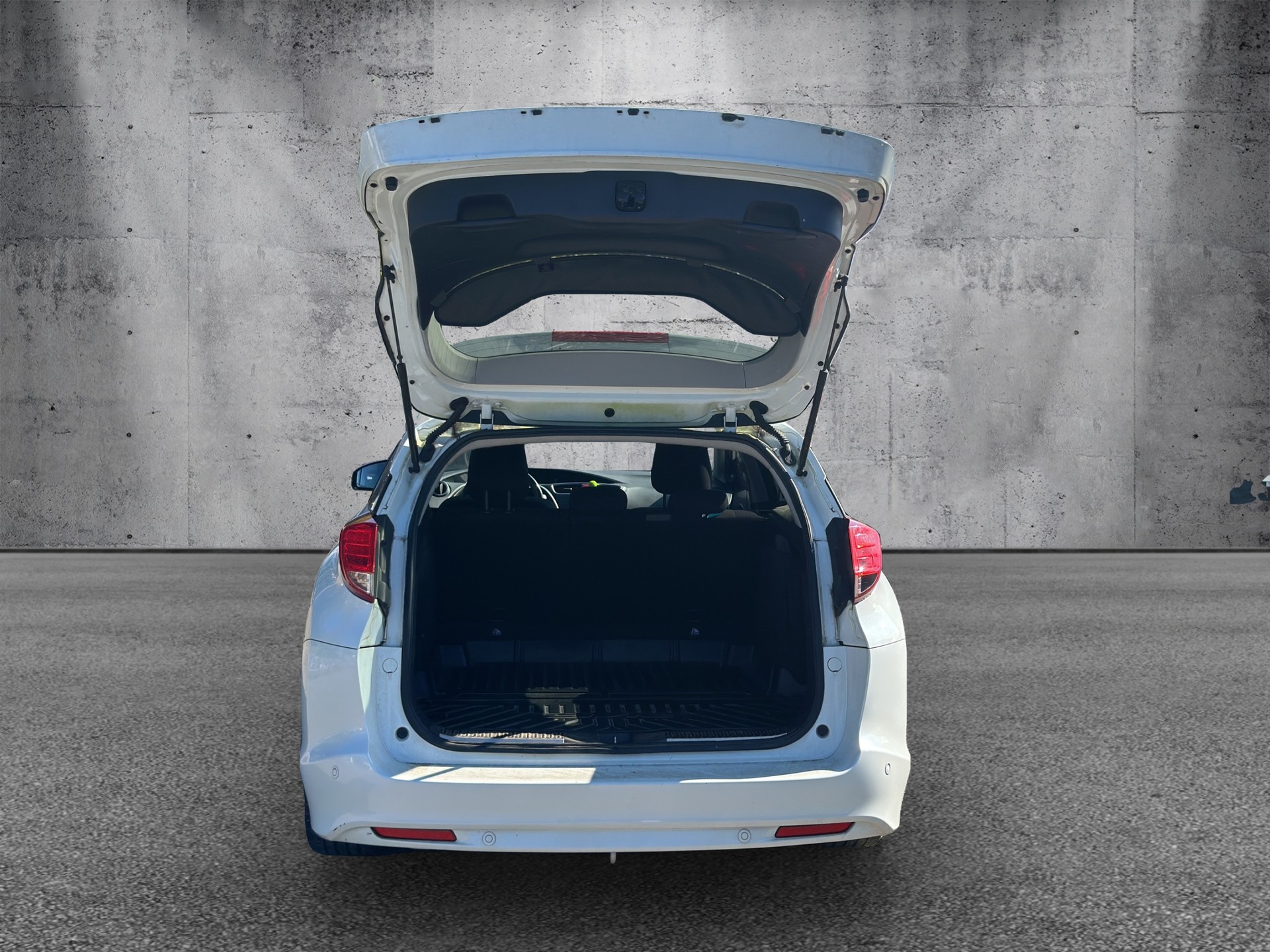 HONDA Civic Tourer 1.6 i-DTEC Sport-image-8