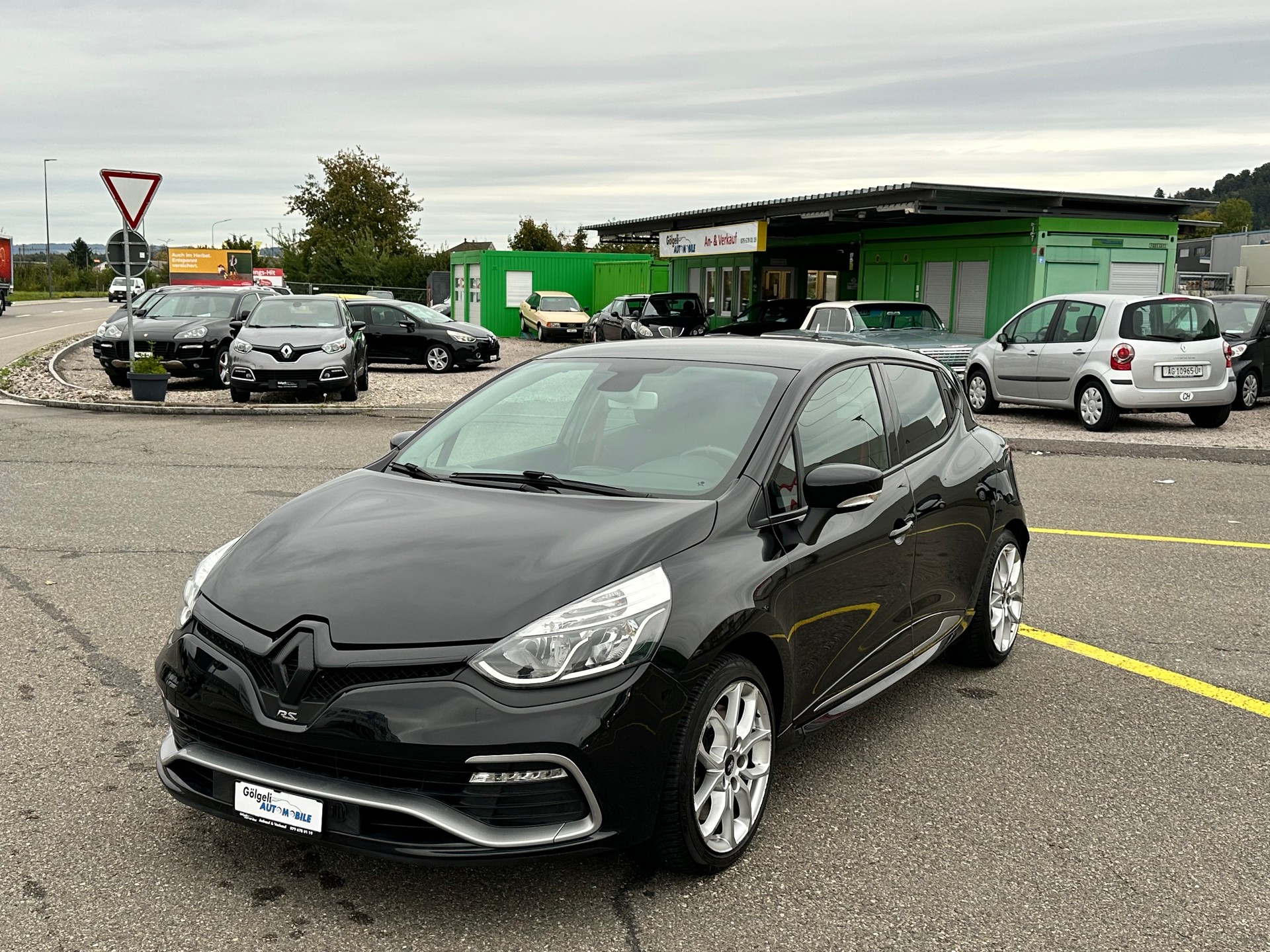 RENAULT Clio 1.6 T RS 200 EDC
