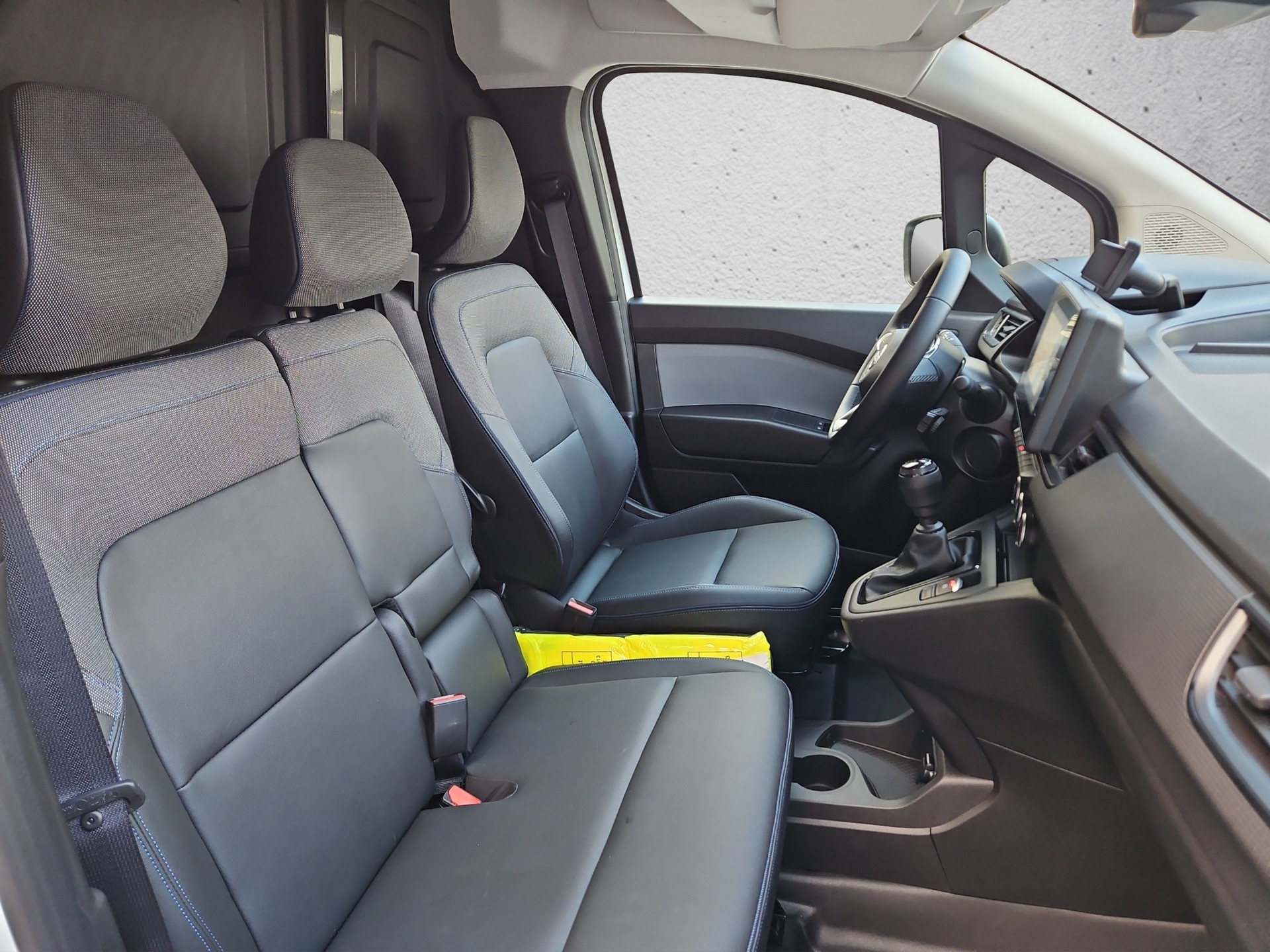 NISSAN Townstar 1.3 L1 N-Connecta Schaltgetriebe Manuell-image-19