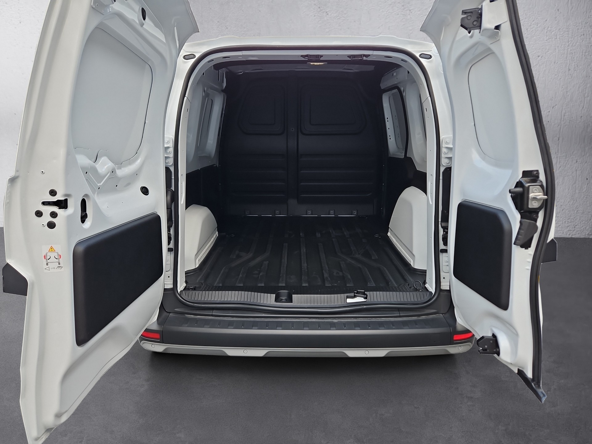 NISSAN Townstar 1.3 L1 N-Connecta Schaltgetriebe Manuell-image-22