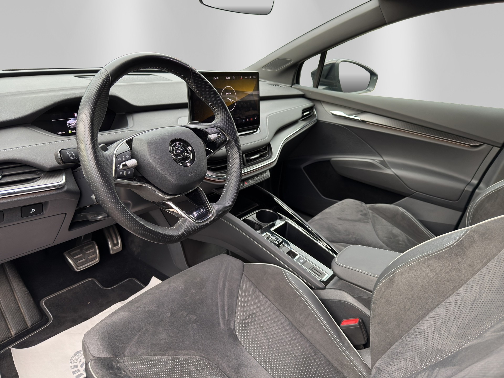 SKODA Enyaq iV 60 SportLine-image-7