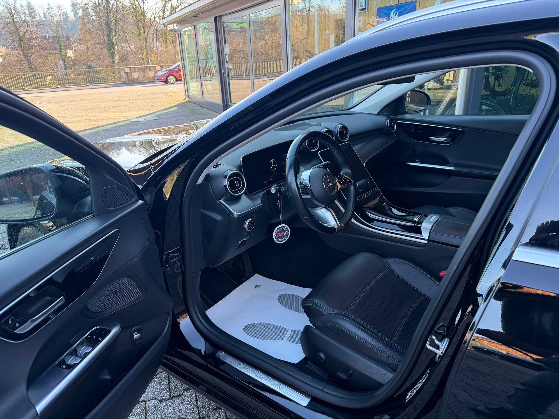MERCEDES-BENZ C 220 d T 4Matic Swiss Star-image-8