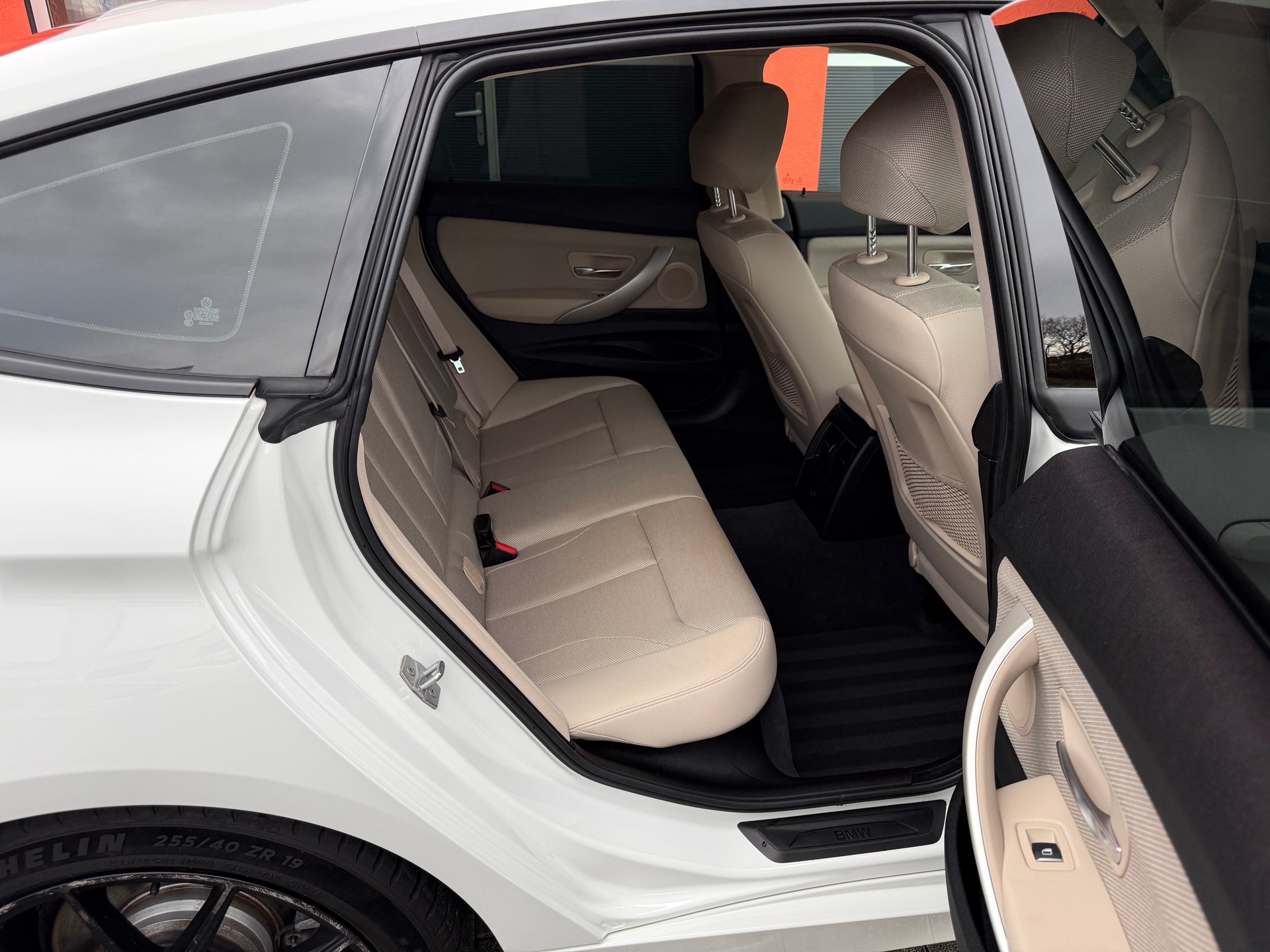 BMW 340i GT xDrive Steptronic-image-11