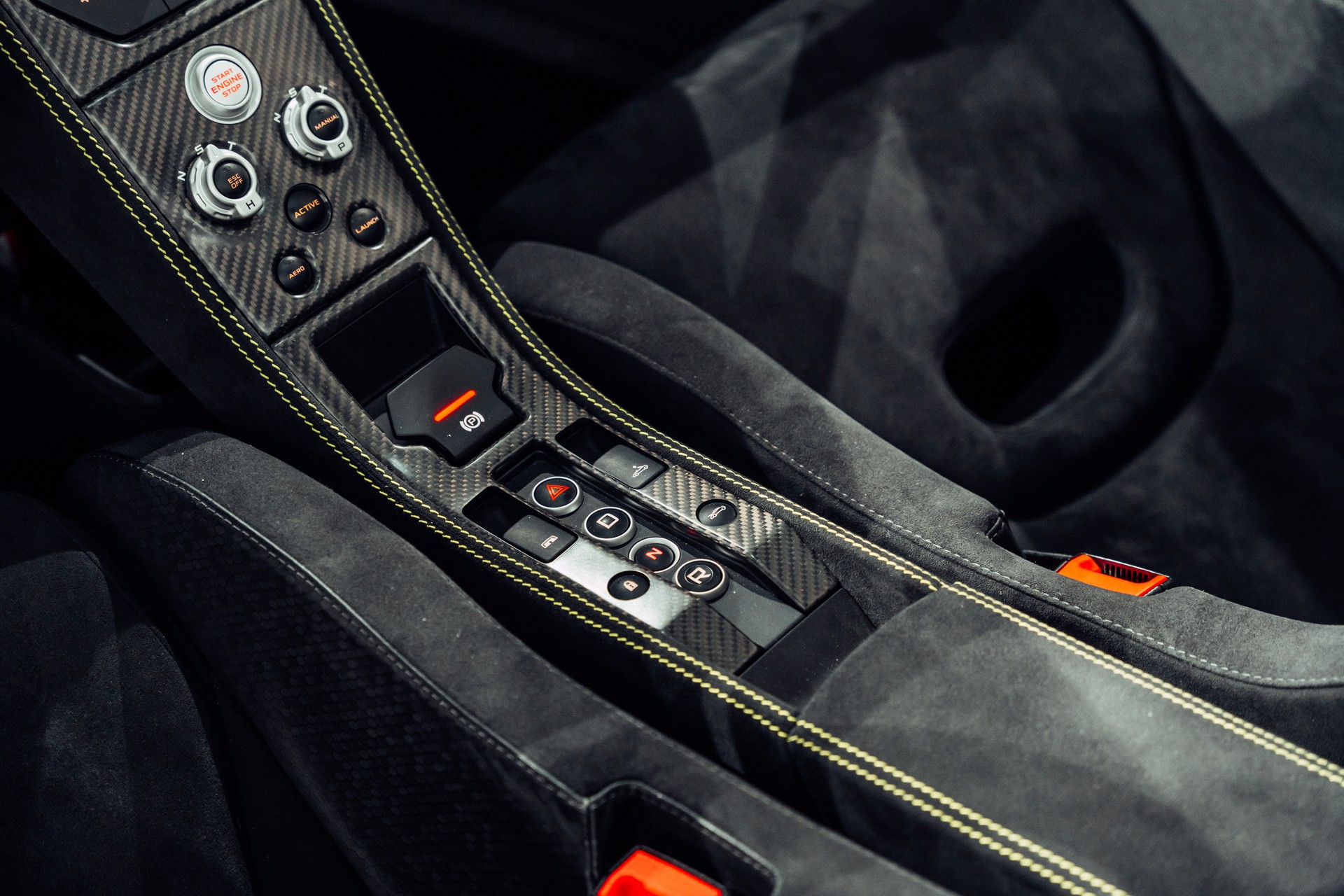 McLAREN 675LT Spider 3.8 V8 SSG-image-19