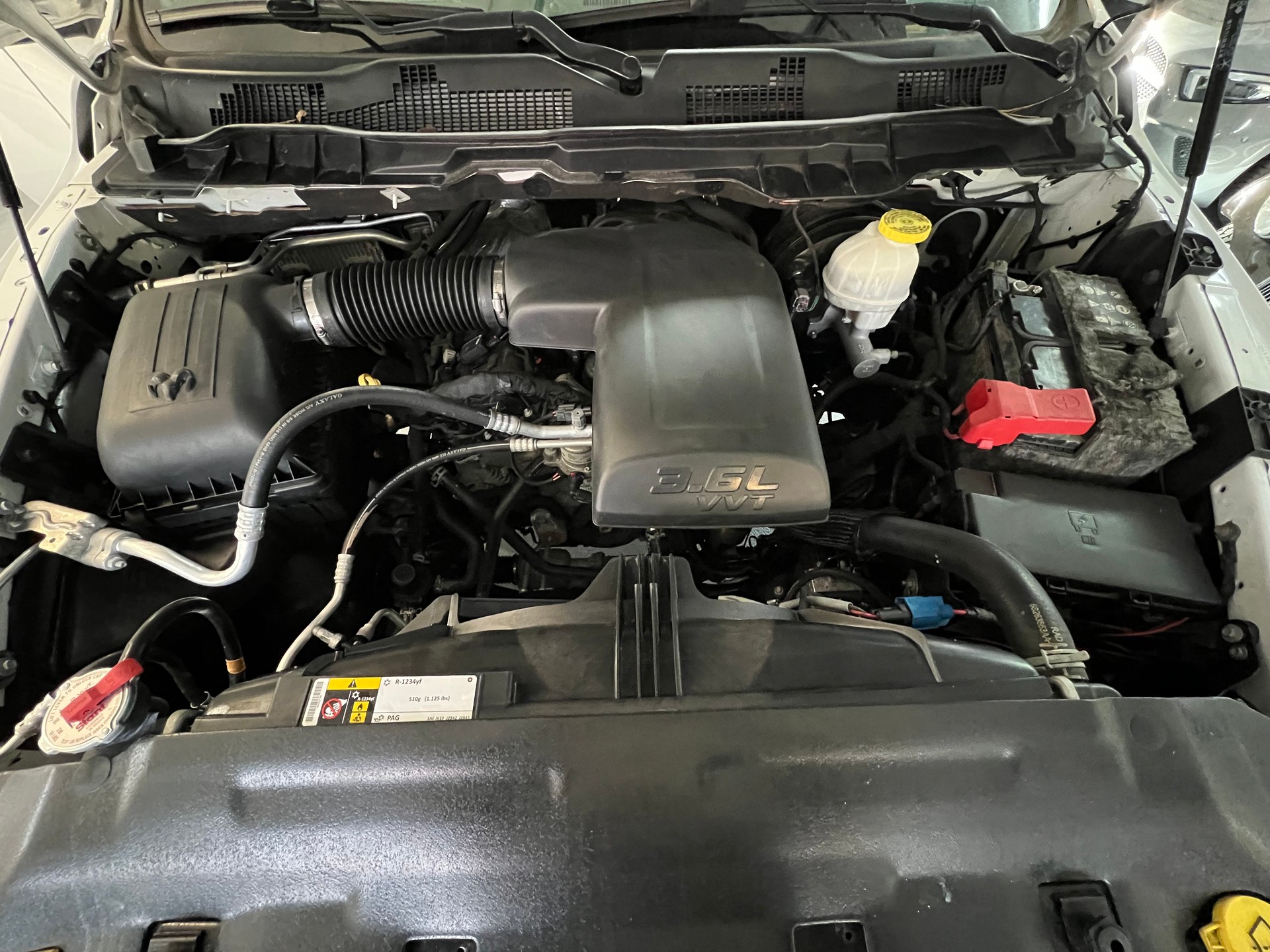 DODGE RAM 1500-image-16