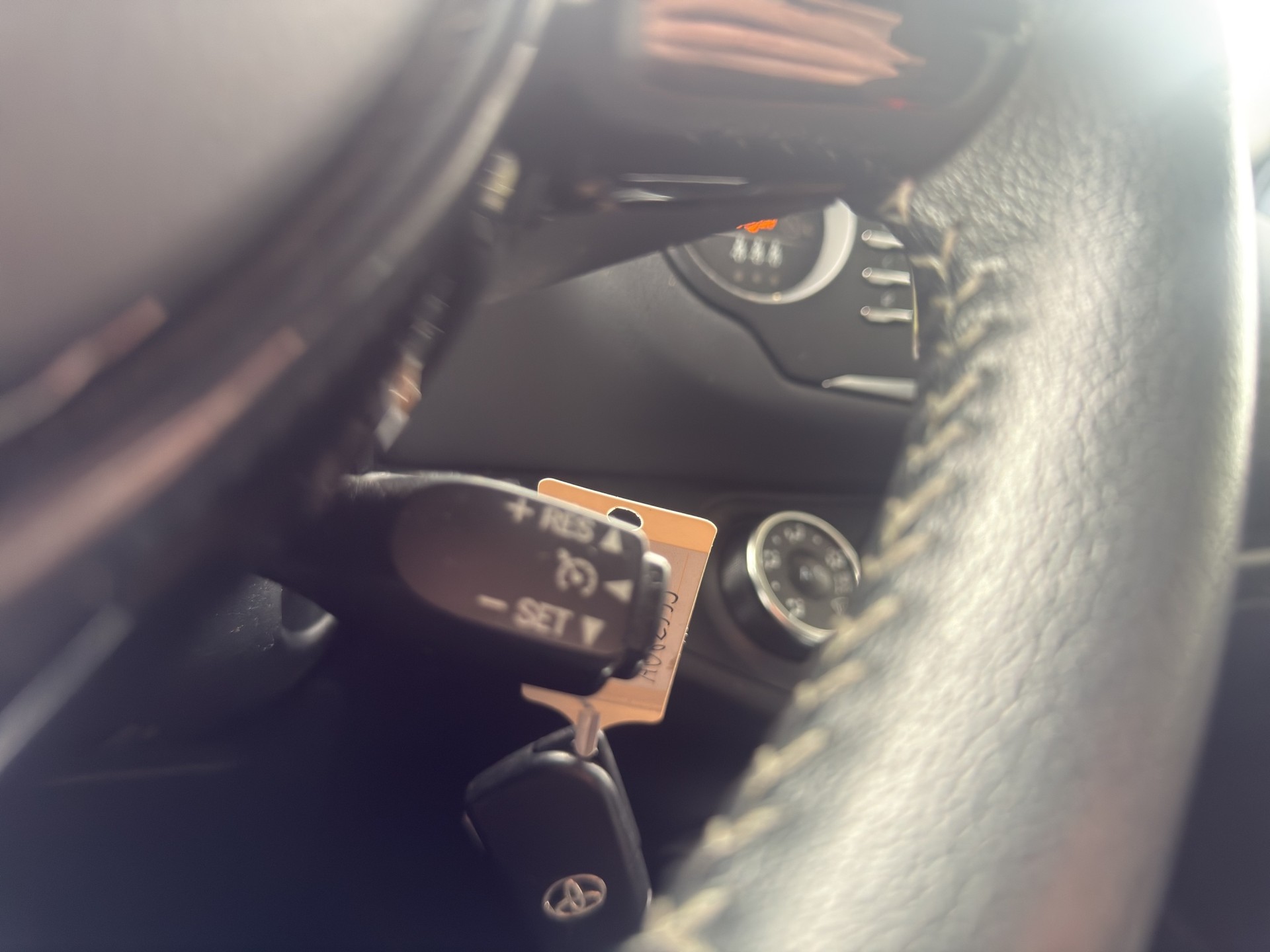 TOYOTA Yaris 1.5-image-15