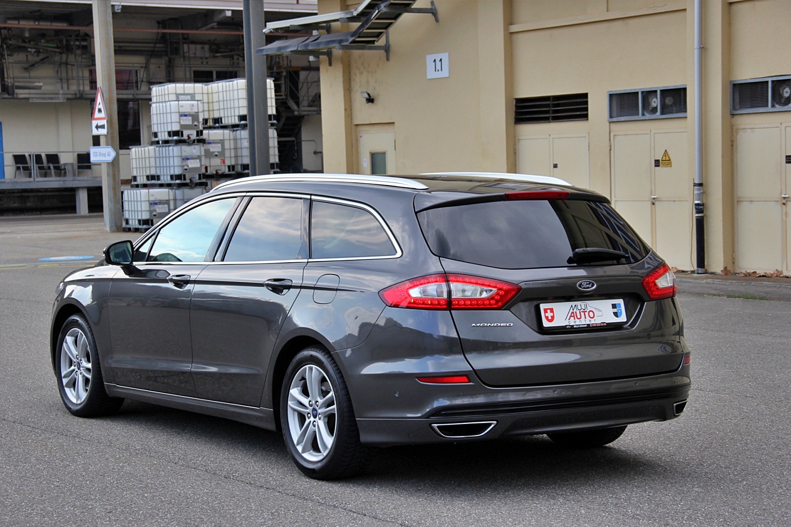 FORD Mondeo 2.0 TDCi Titanium PowerShift-image-2