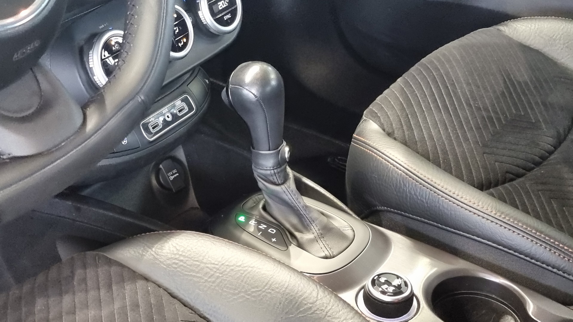 FIAT 500X 1.4 MultiAir S-Design 4x4-image-9