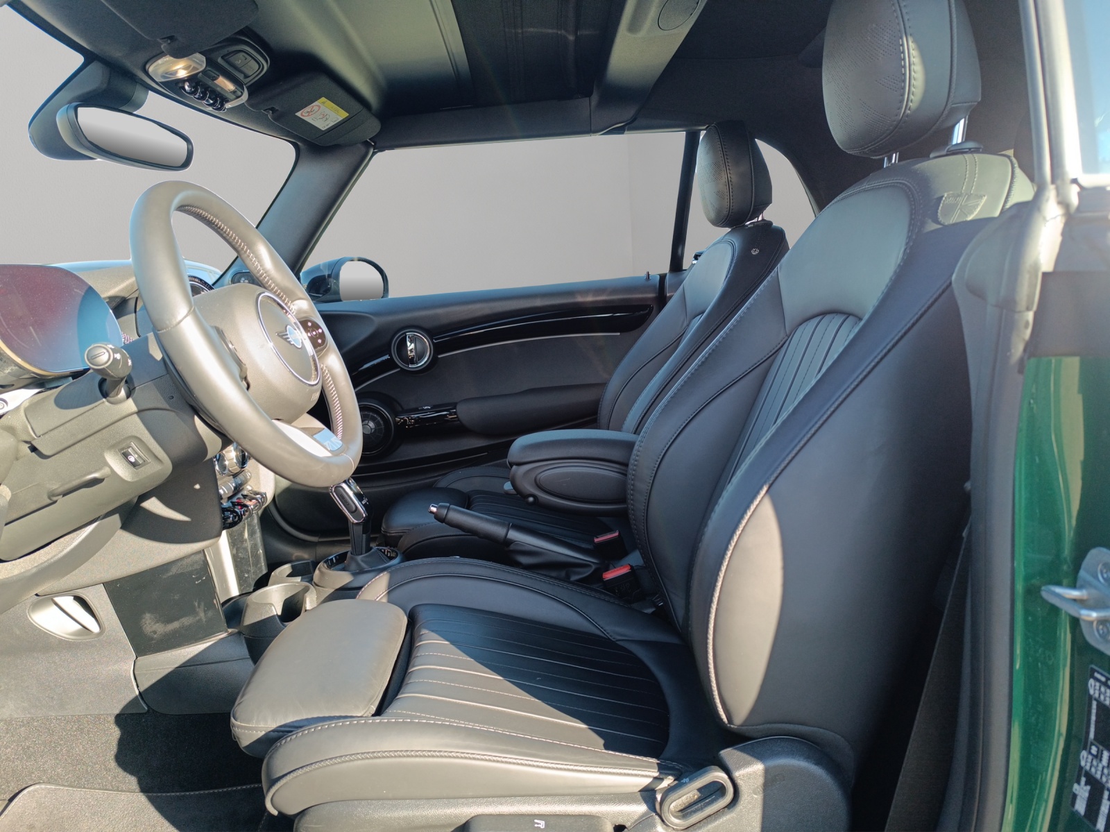 MINI Cooper S Cabriolet DKG (CH)-image-9
