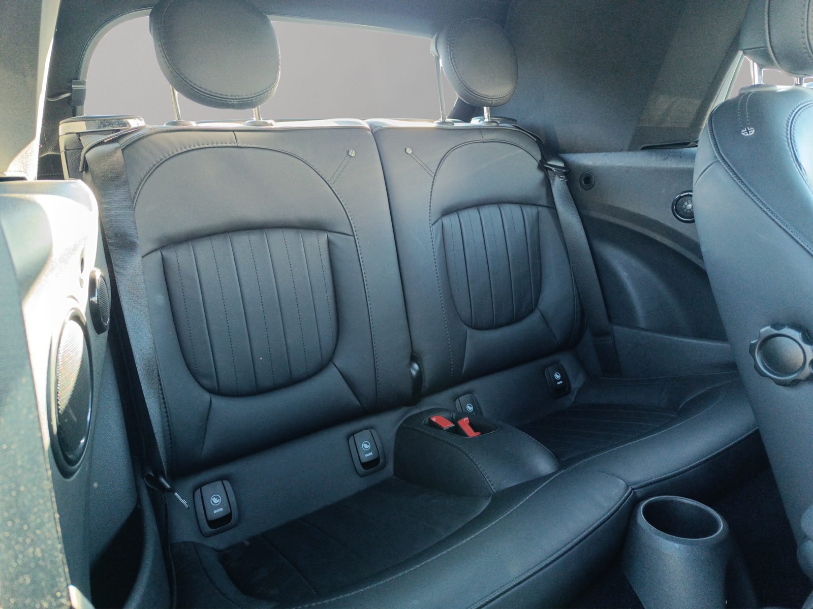MINI Cooper S Cabriolet DKG (CH)-image-15