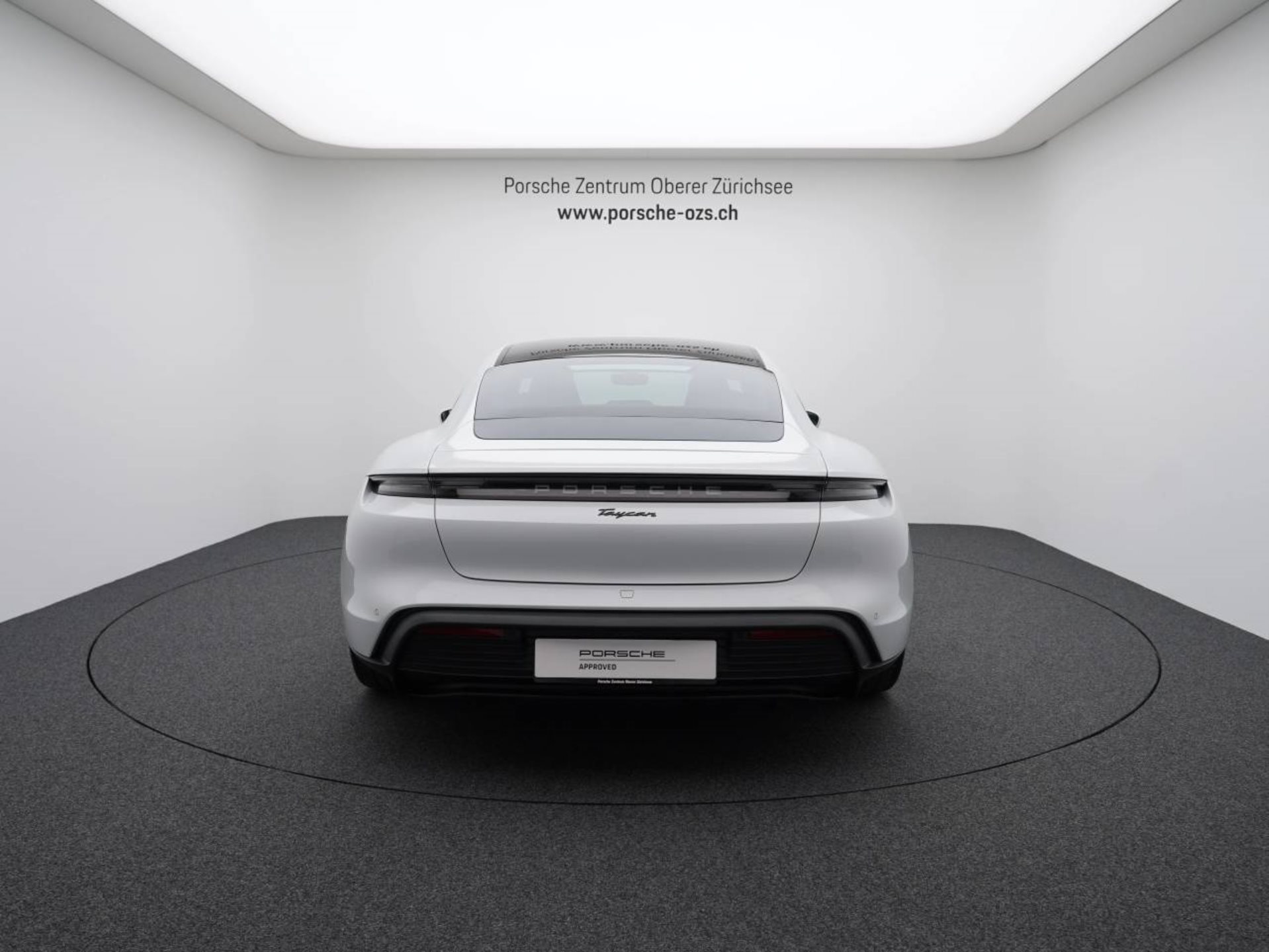PORSCHE Taycan 4S-image-5