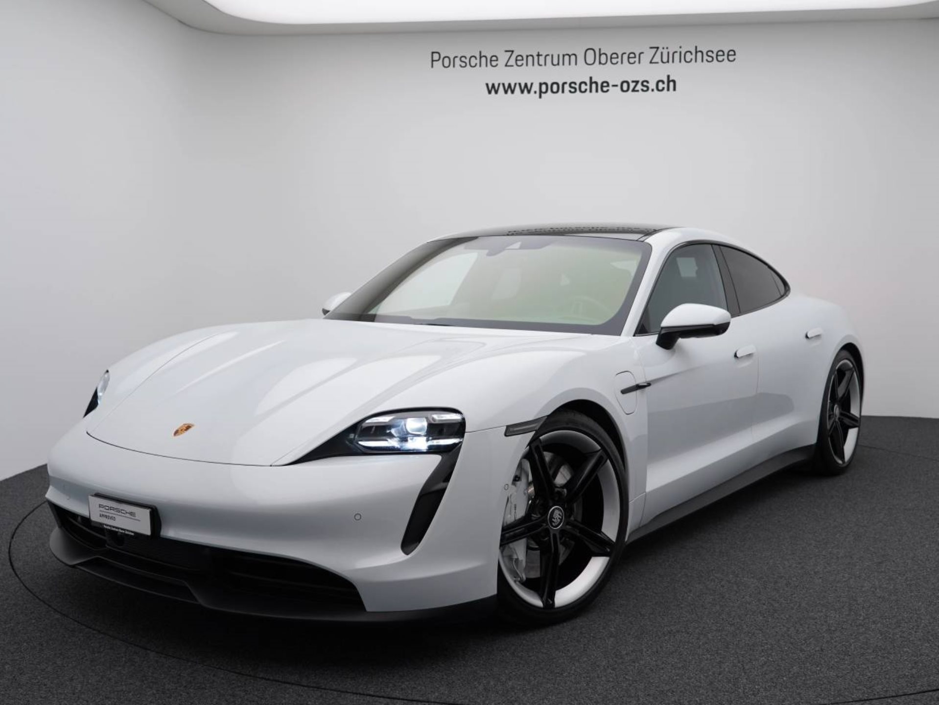 PORSCHE Taycan 4S
