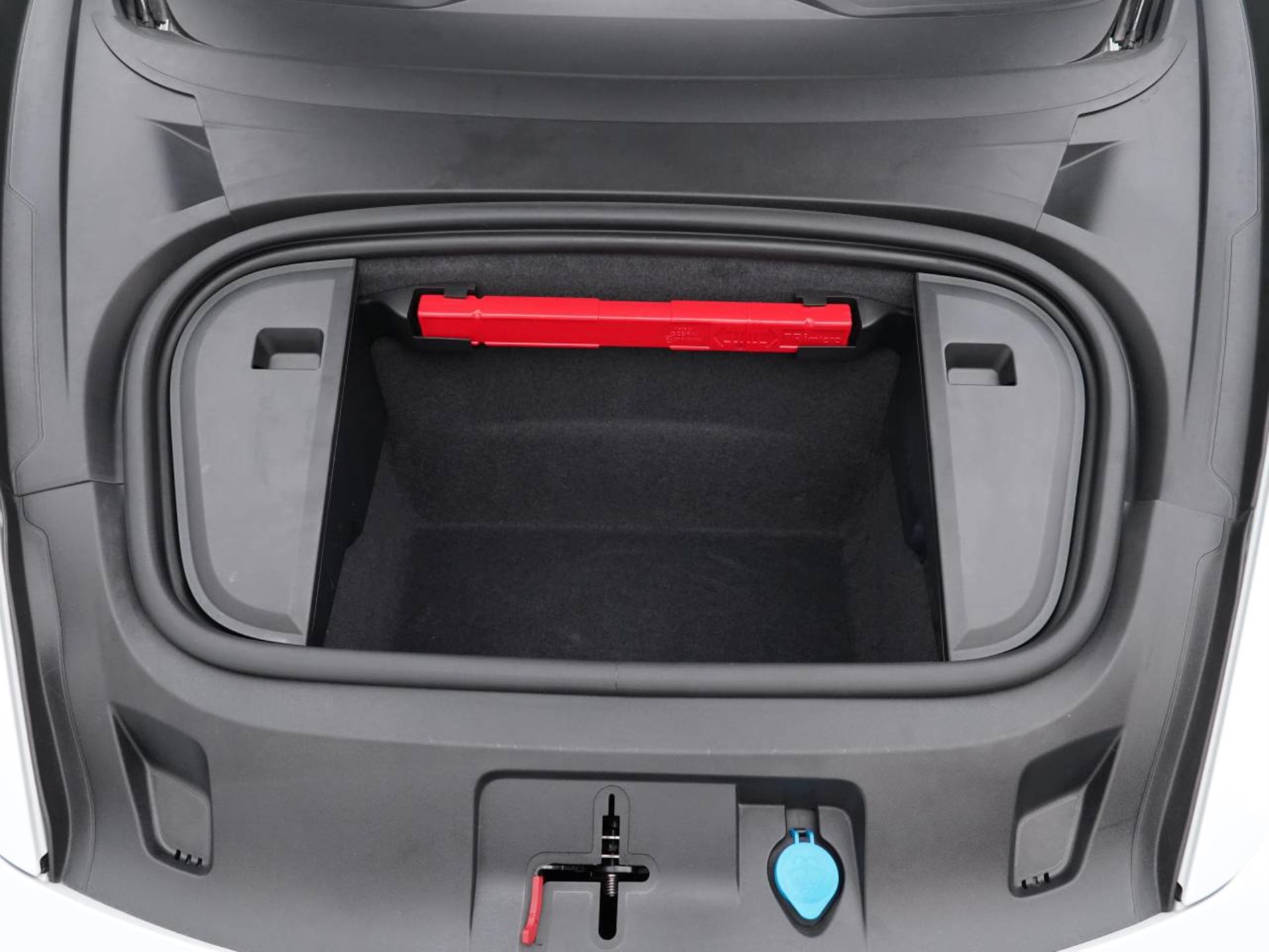PORSCHE Taycan 4S-image-31